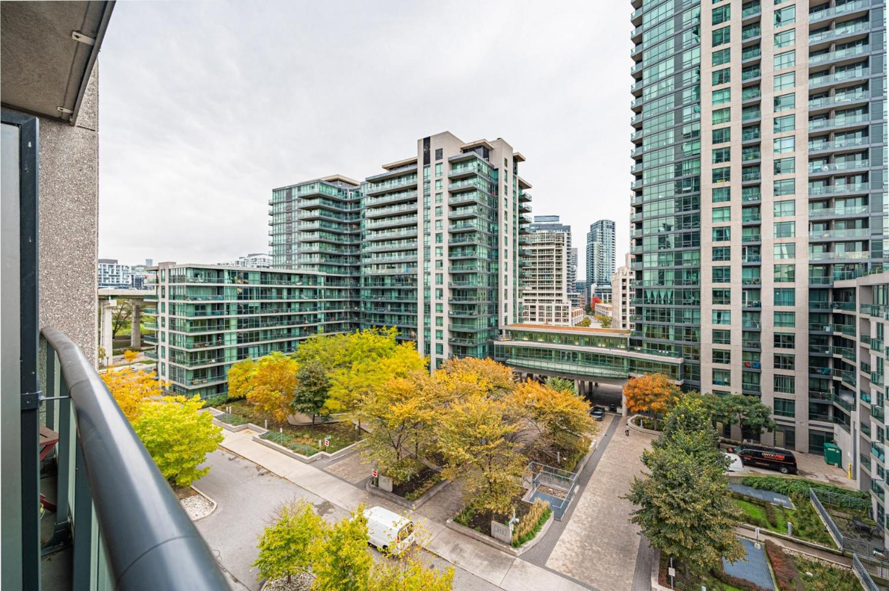 York Toronto