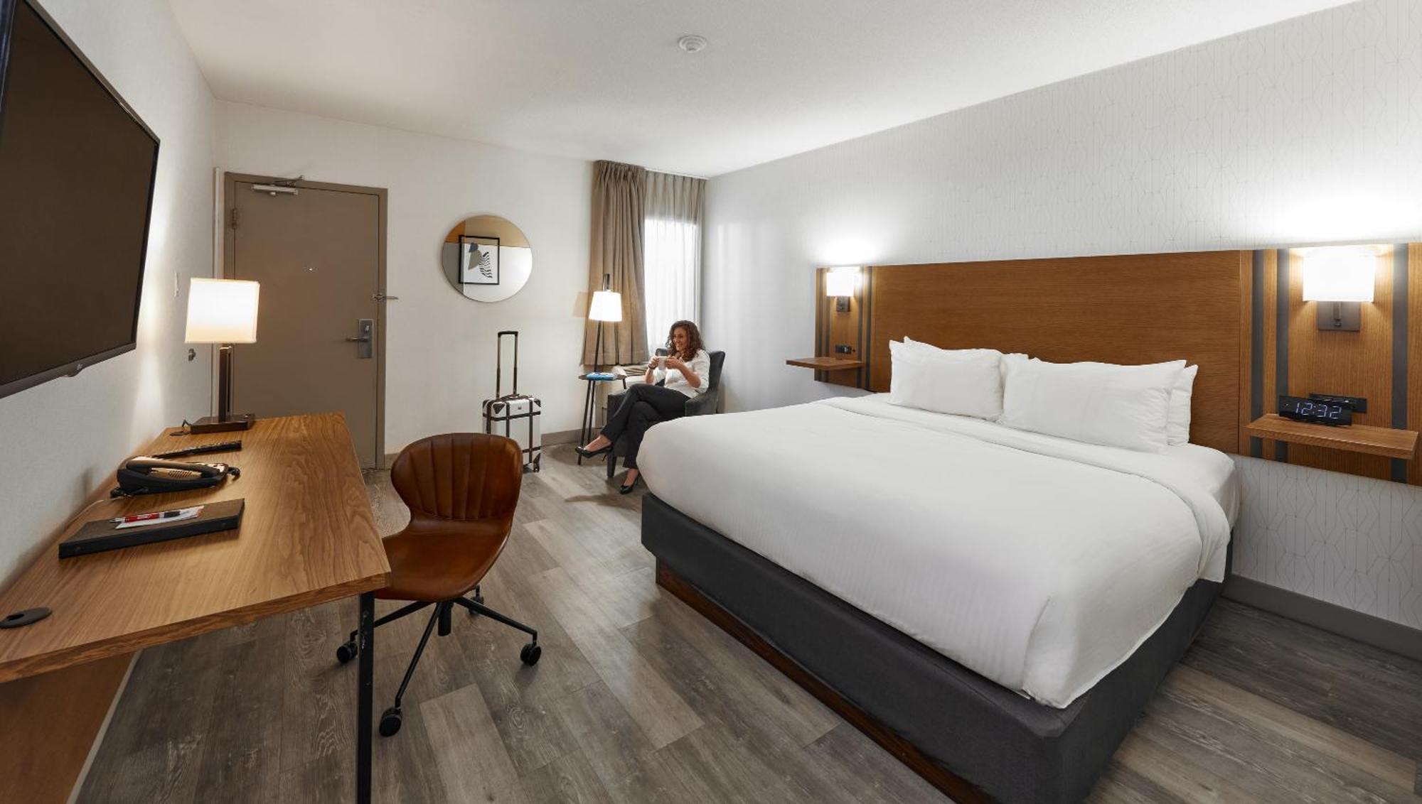 Canadas Value Motel 2*