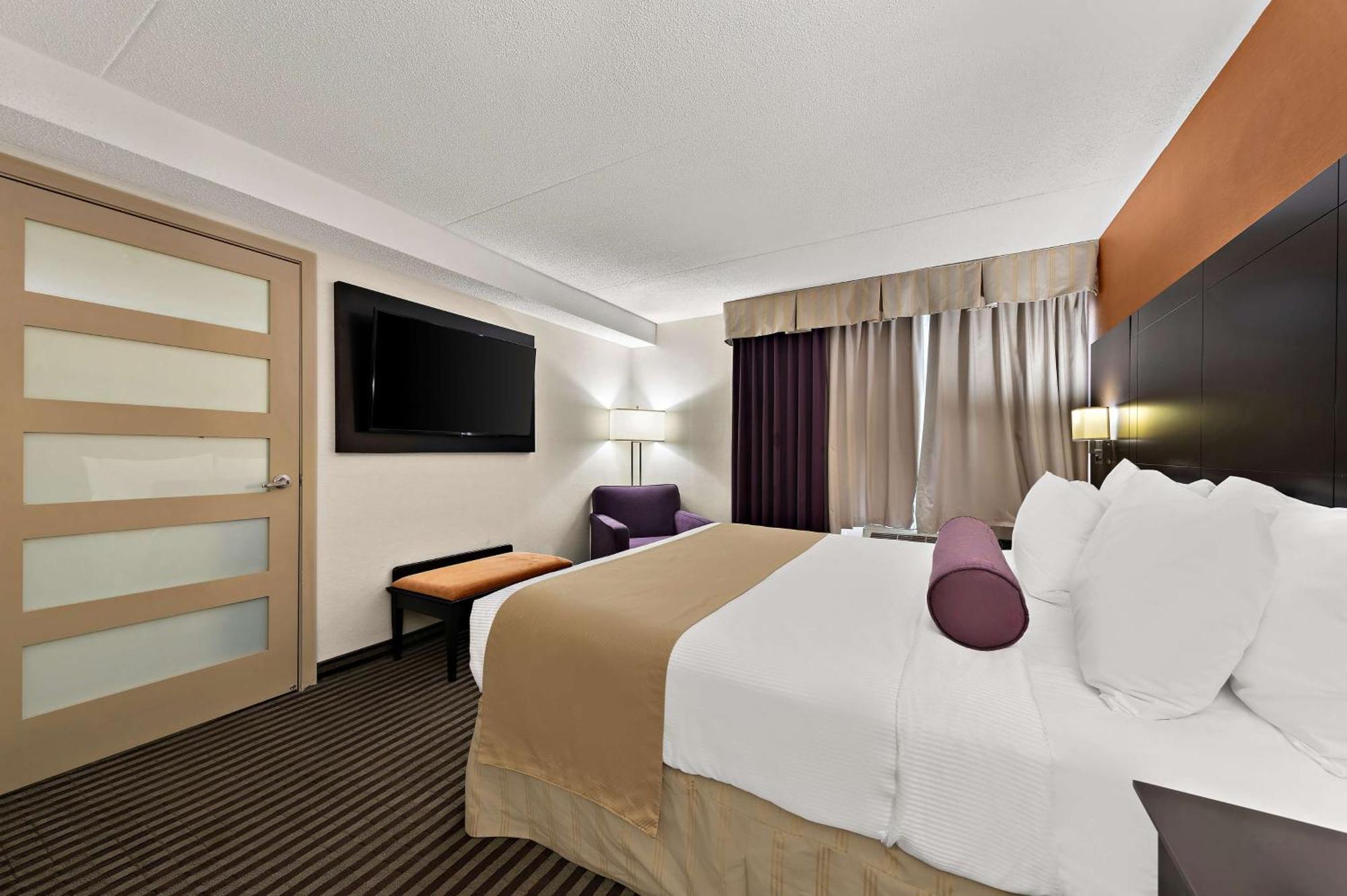 Hotel Western North York &