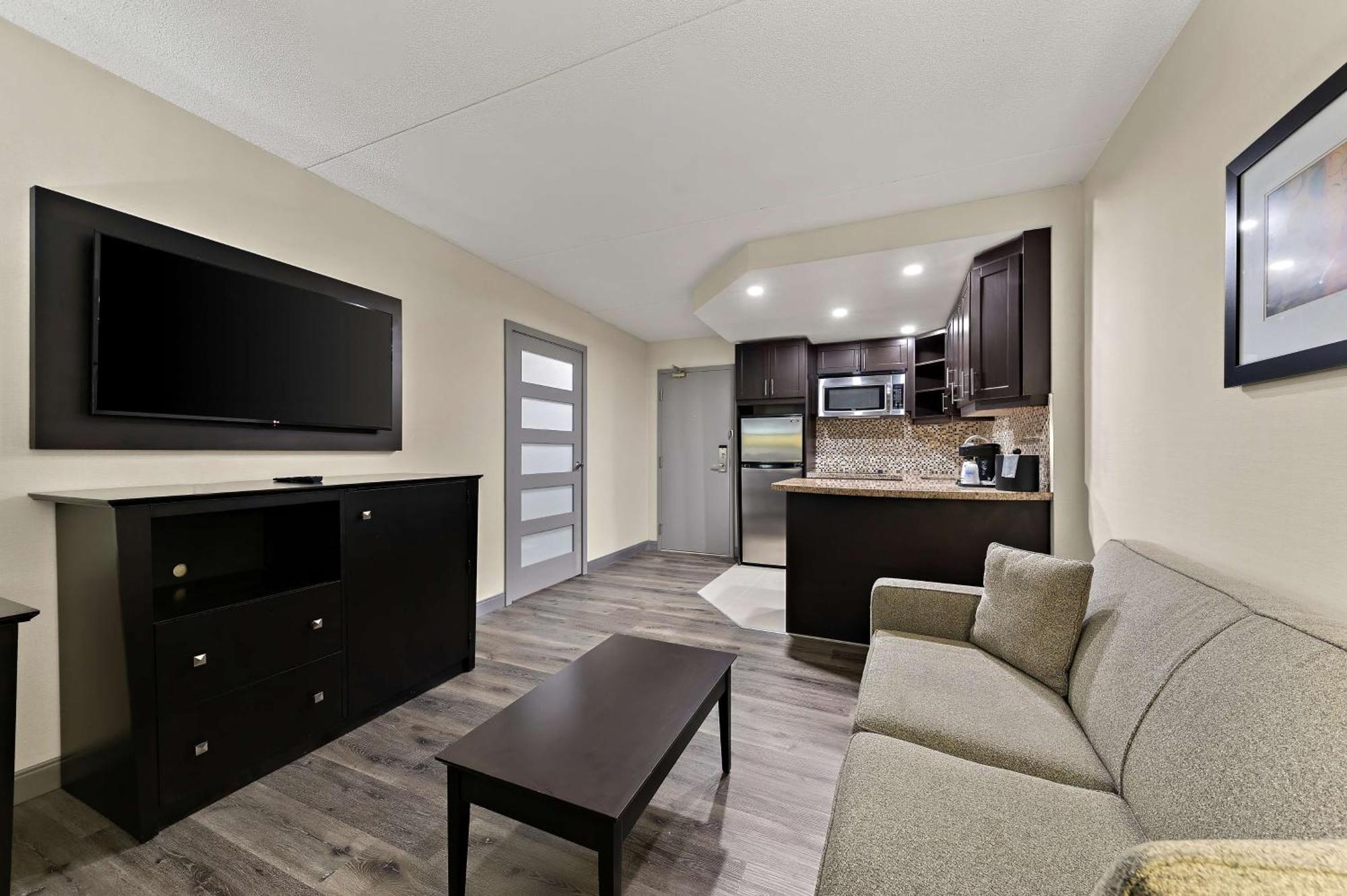 Western North York & Hotel