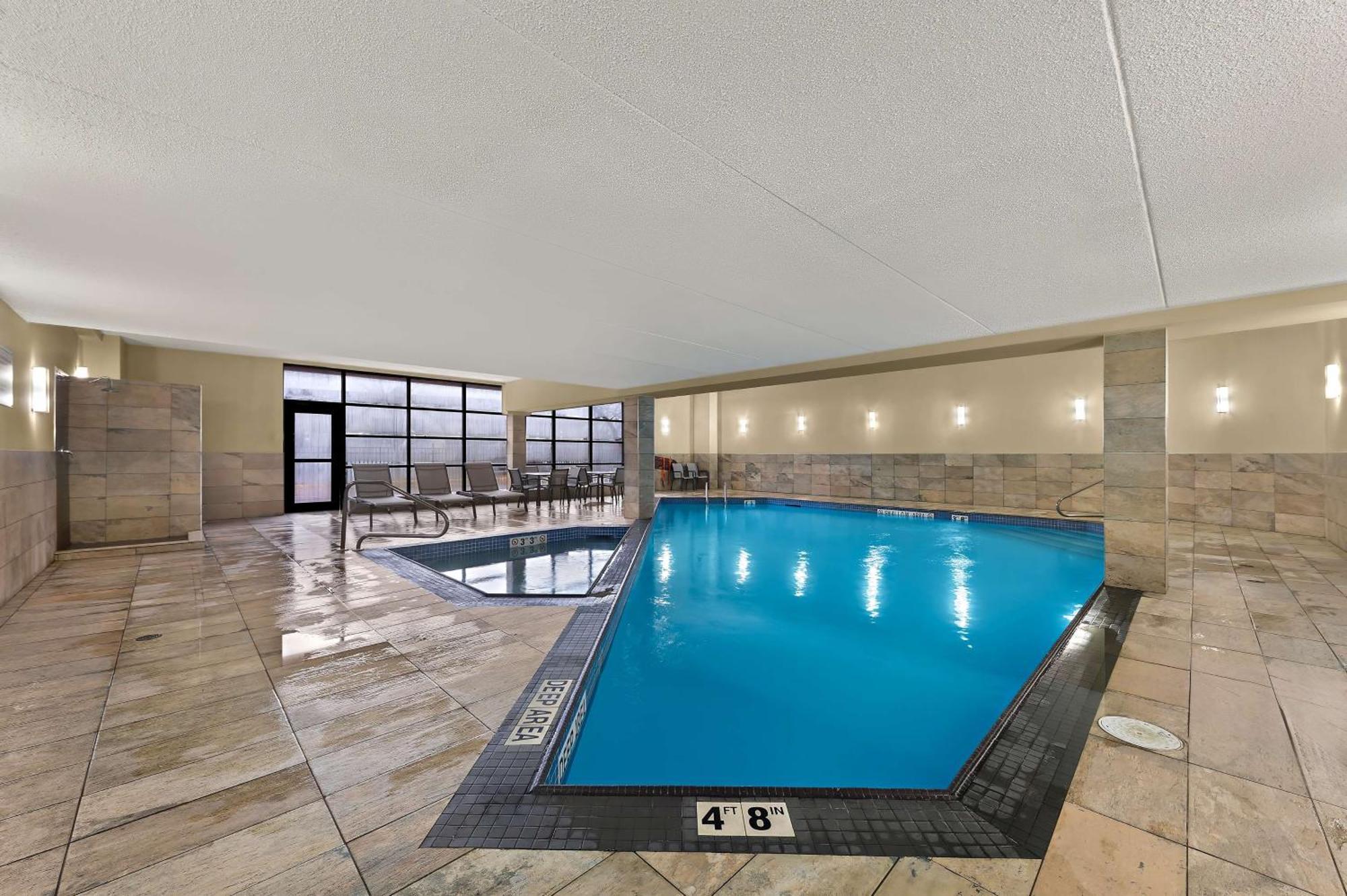 Western North York & 4*