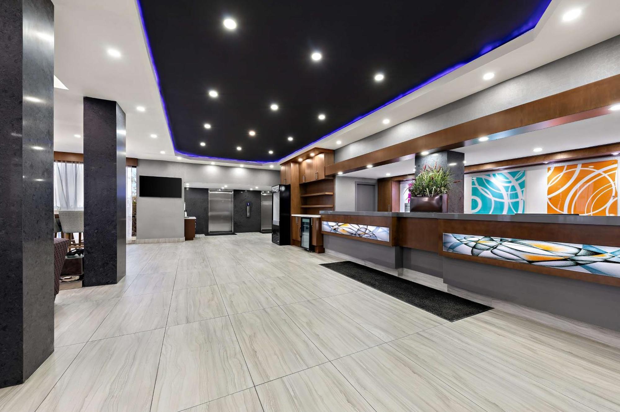 Western North York & 4*