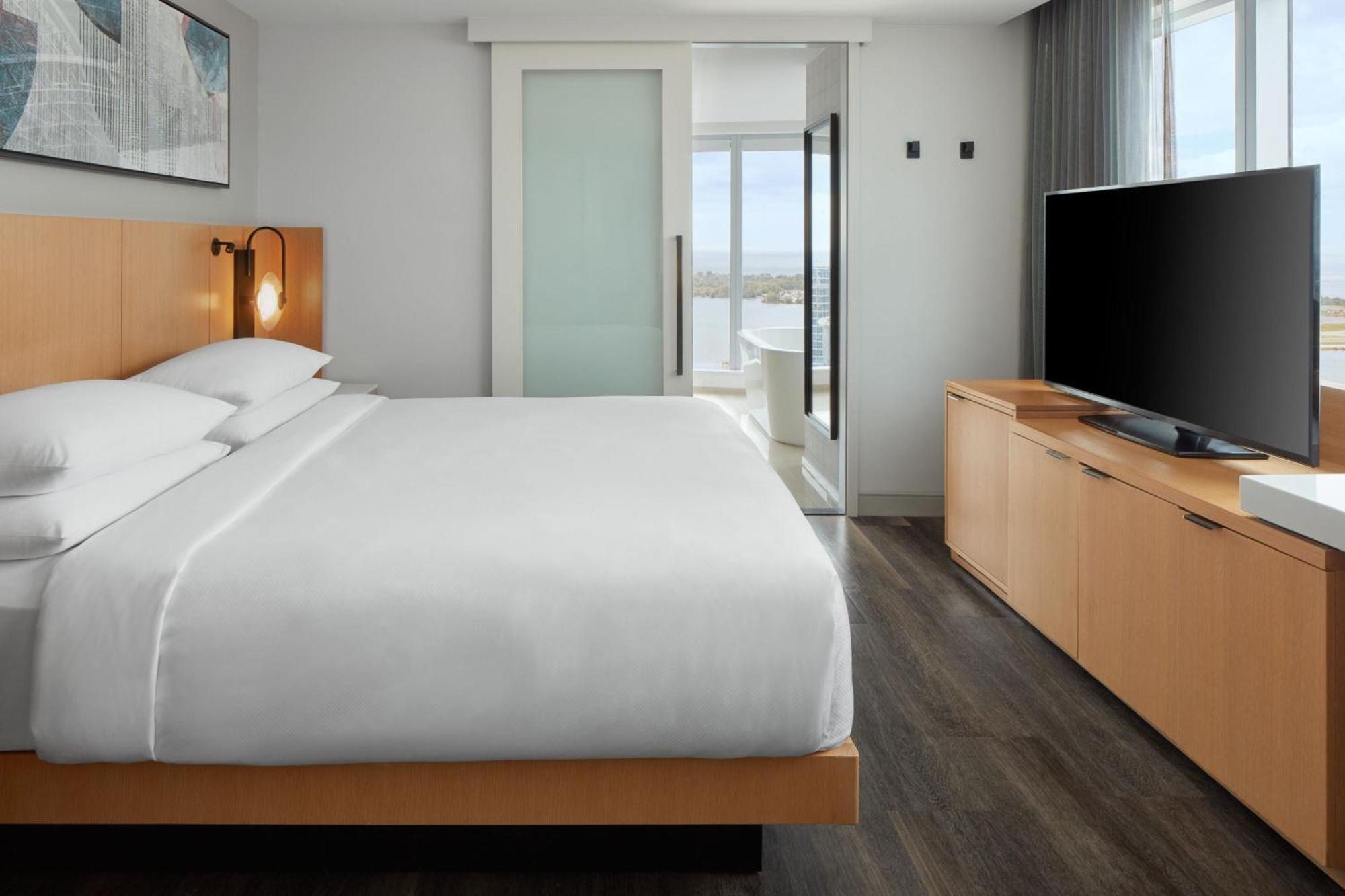 Hotel Delta By Marriott Toronto