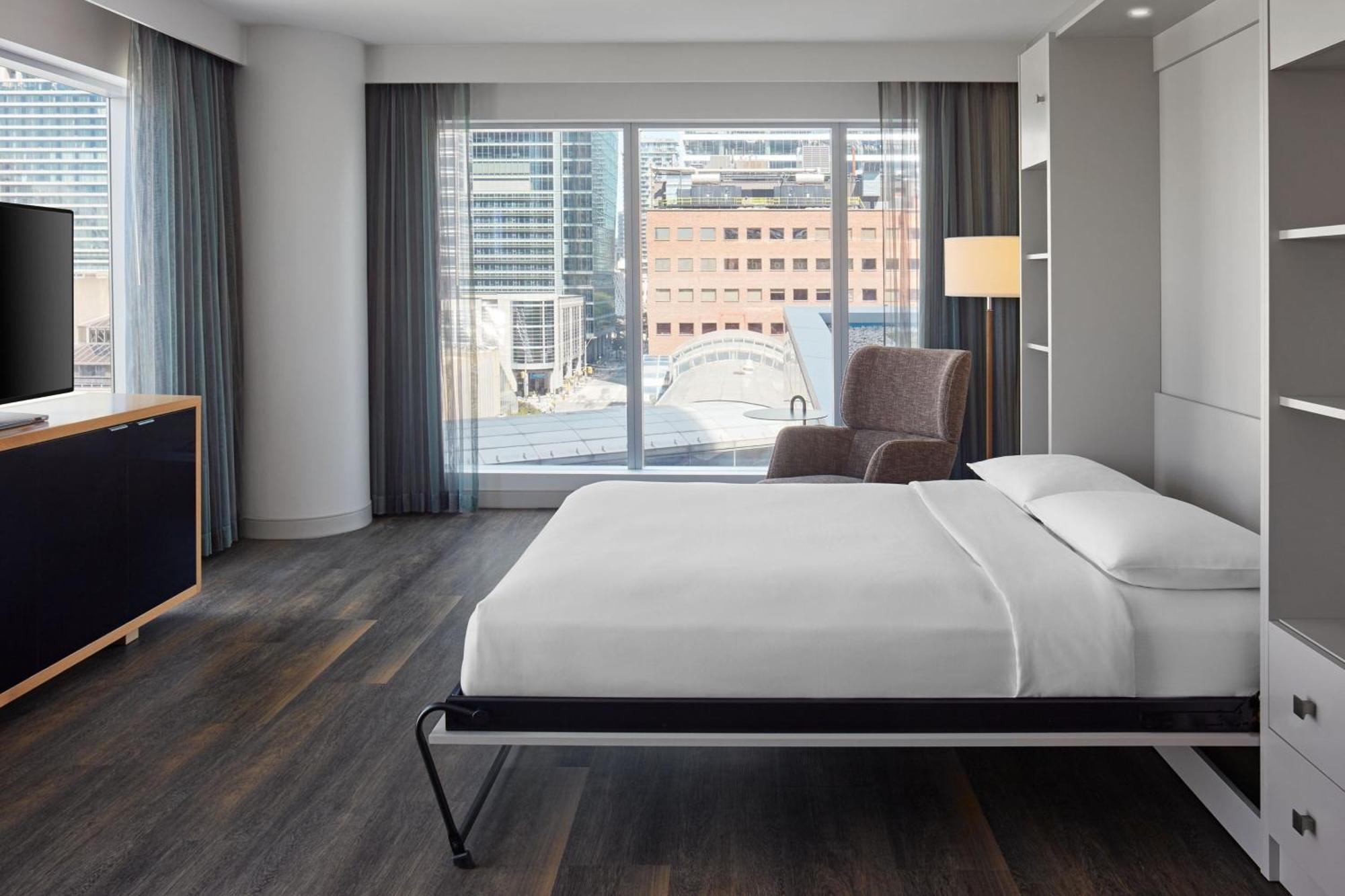 Hotel Delta By Marriott Toronto