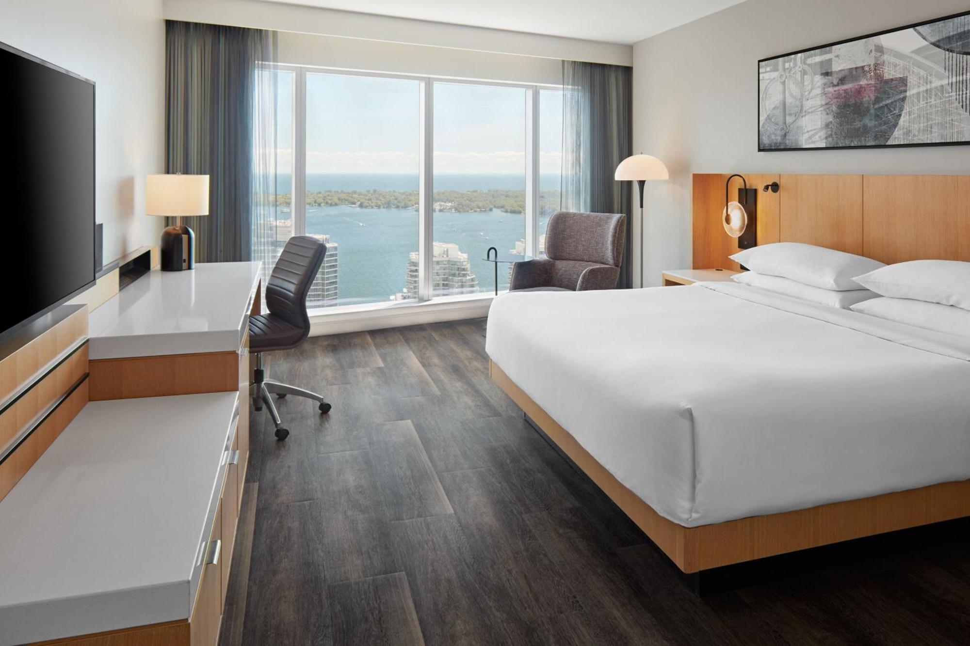 Hotel Delta By Marriott Toronto
