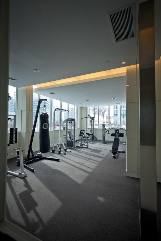 Red Maple - Icon Apartment *