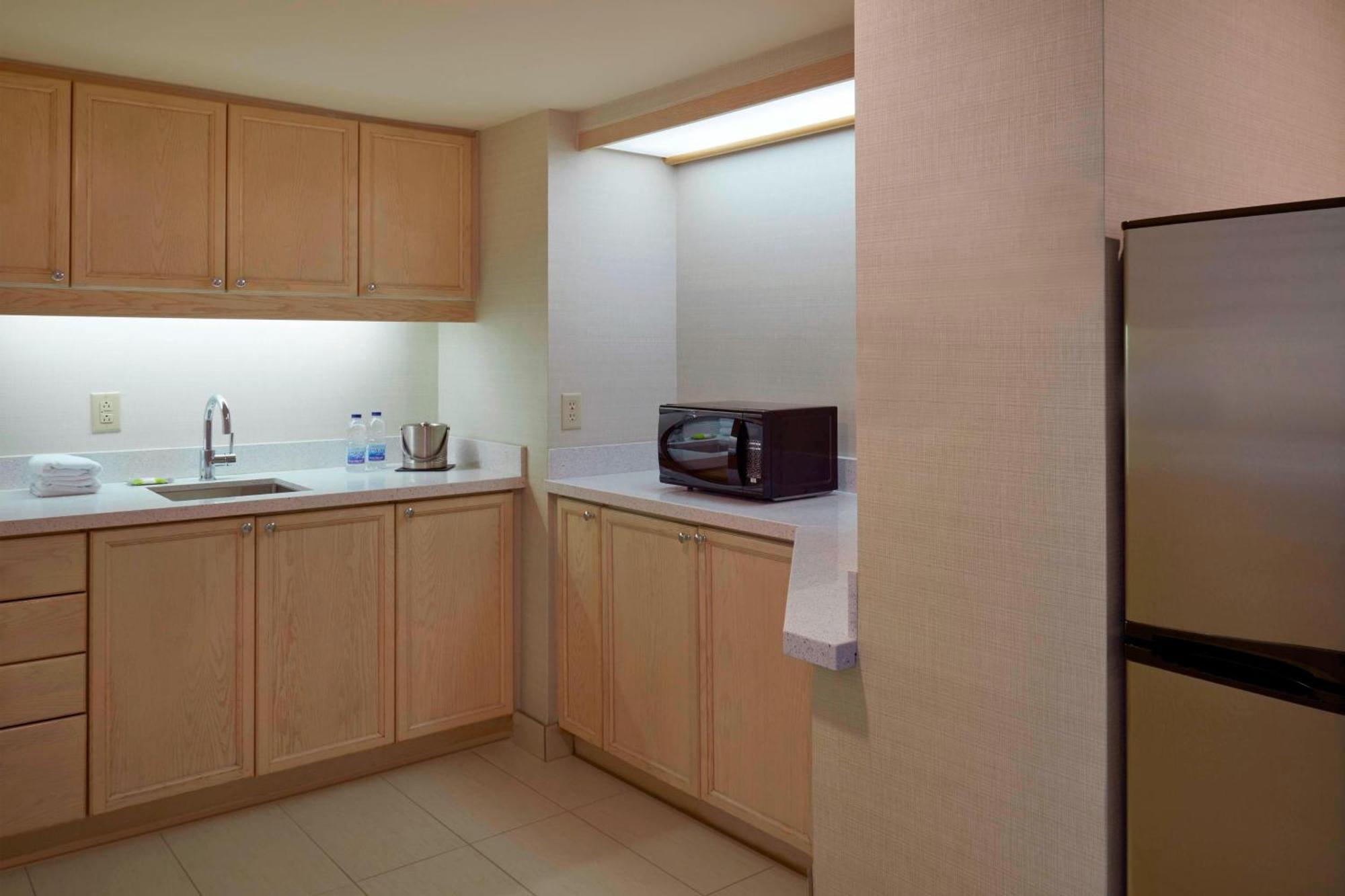Hotel Delta By Marriott Airport & Conference Centre Toronto