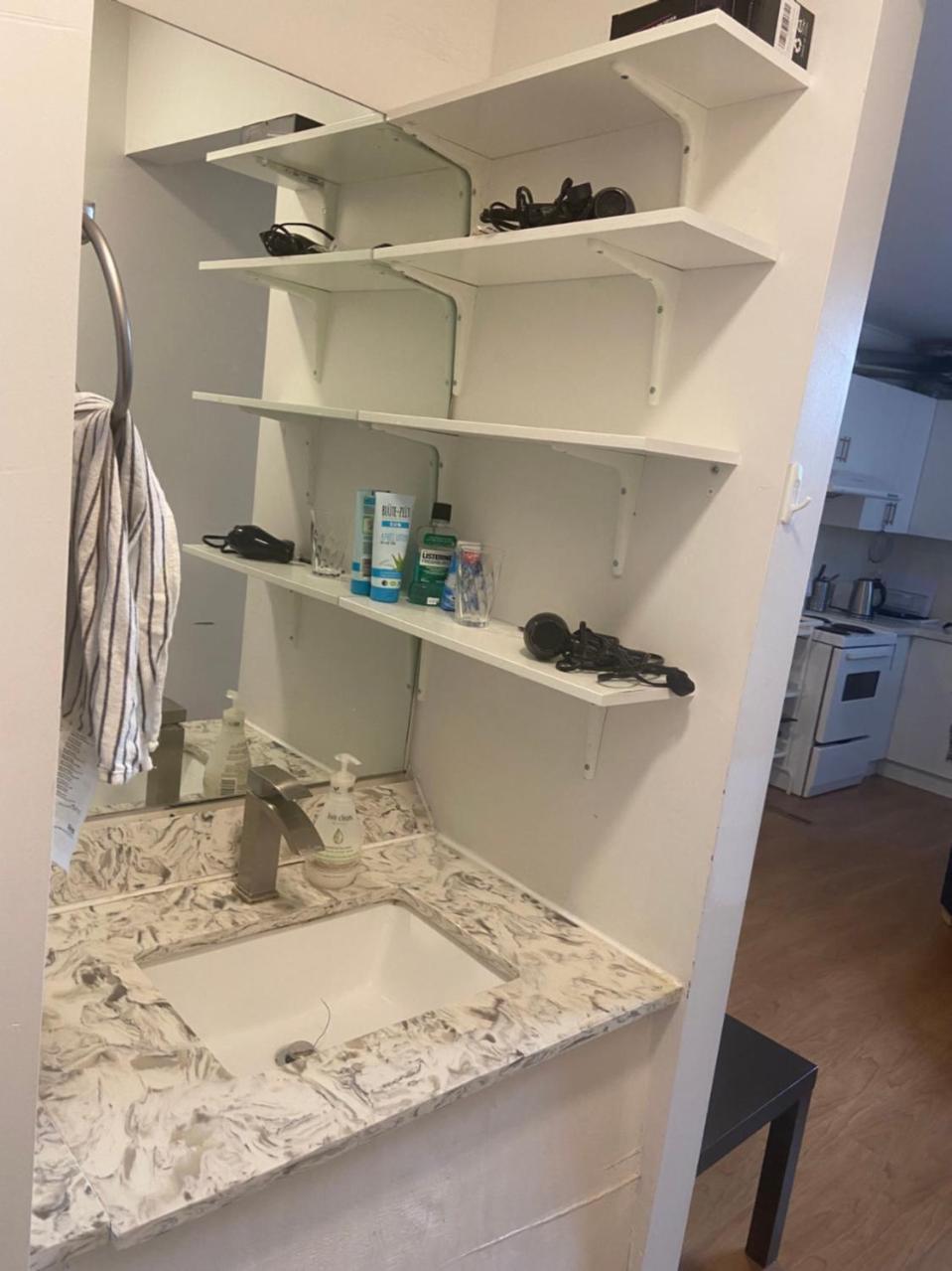 Double With Shared Bathroom 536b Toronto