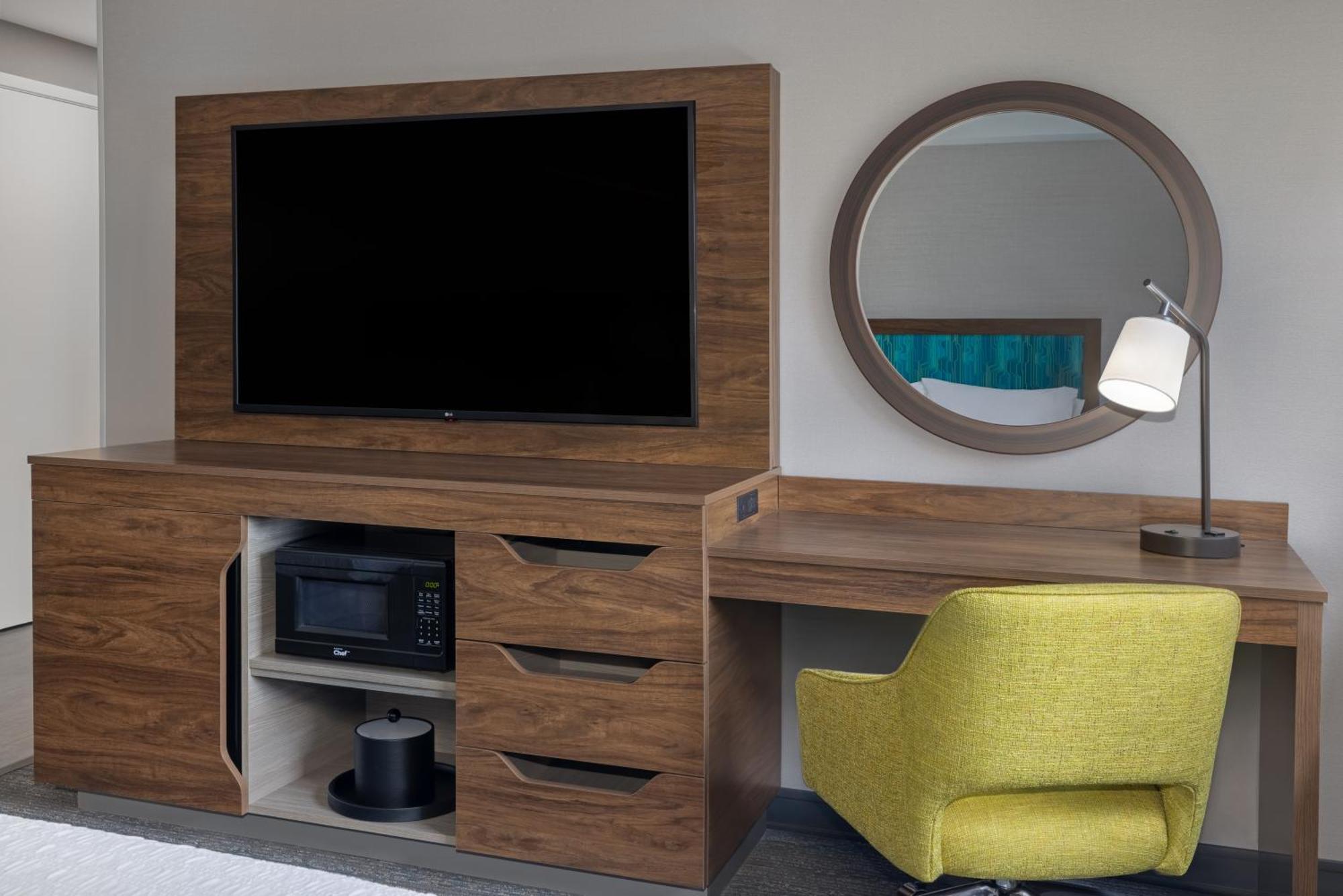 Hampton & By Hilton Downtown 3* Toronto