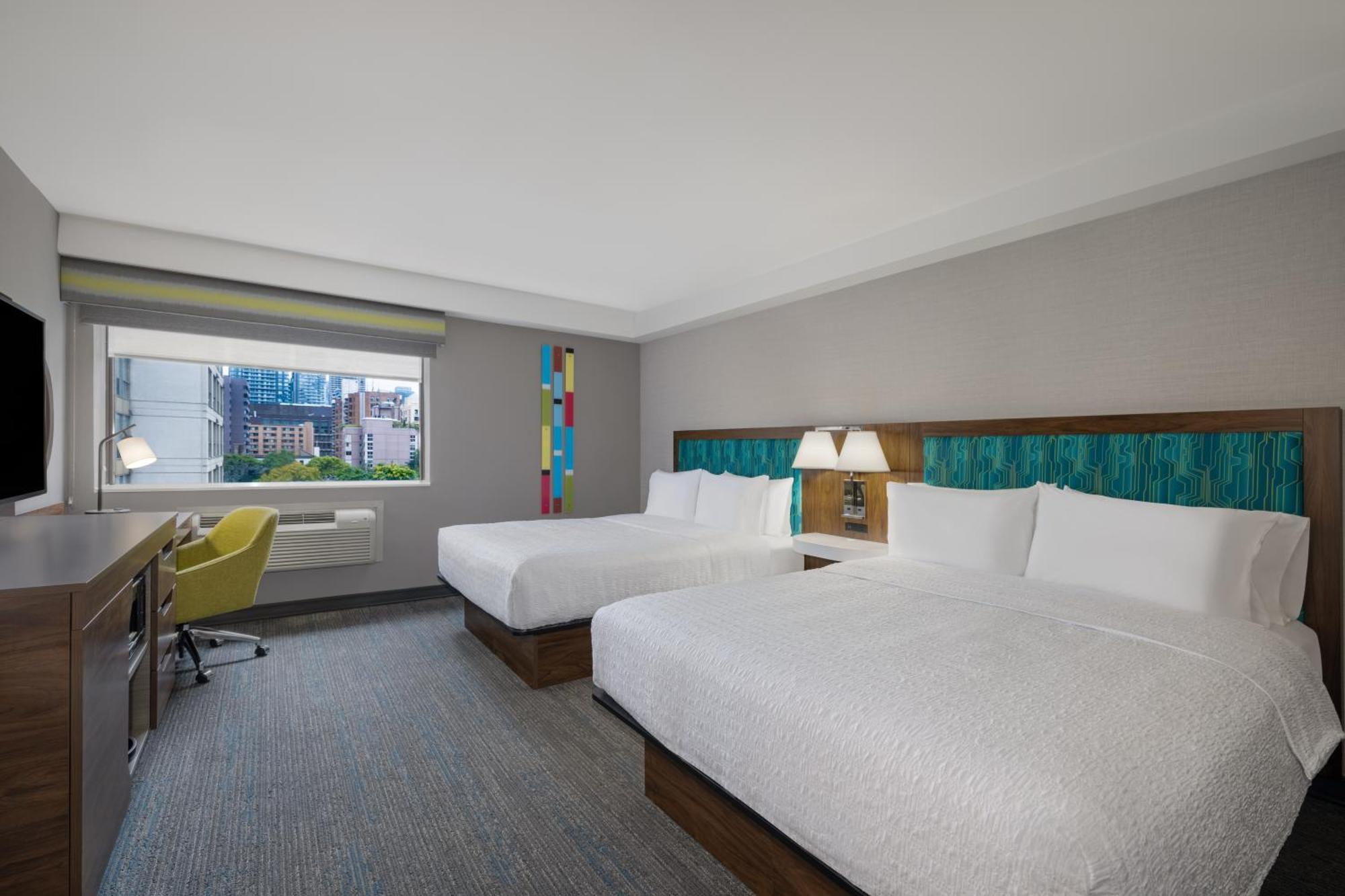 Hampton & By Hilton Downtown Hotel