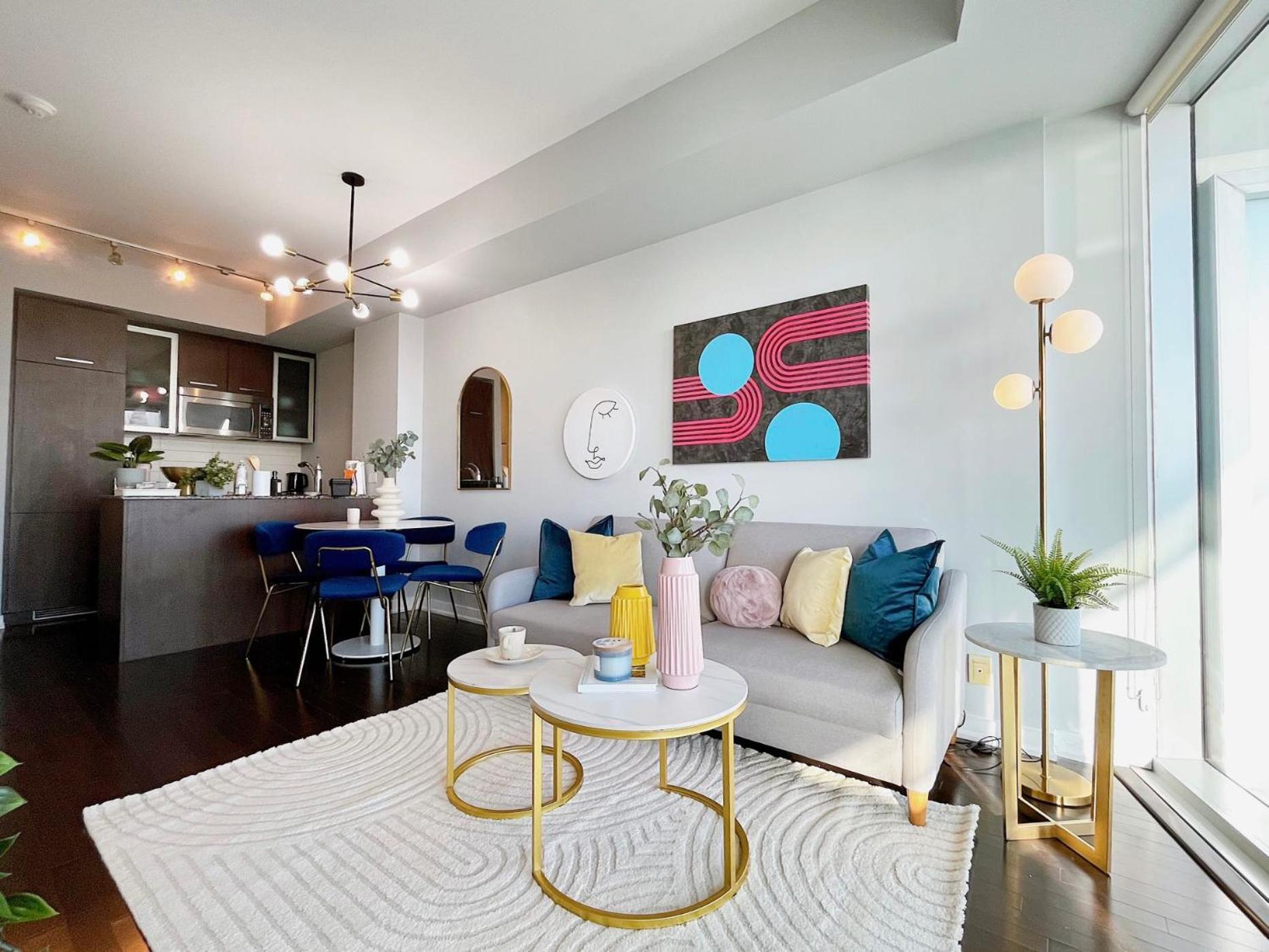 Skytree - Modern Rusty Close To Union Station In Heart Of Downtown Apartment *