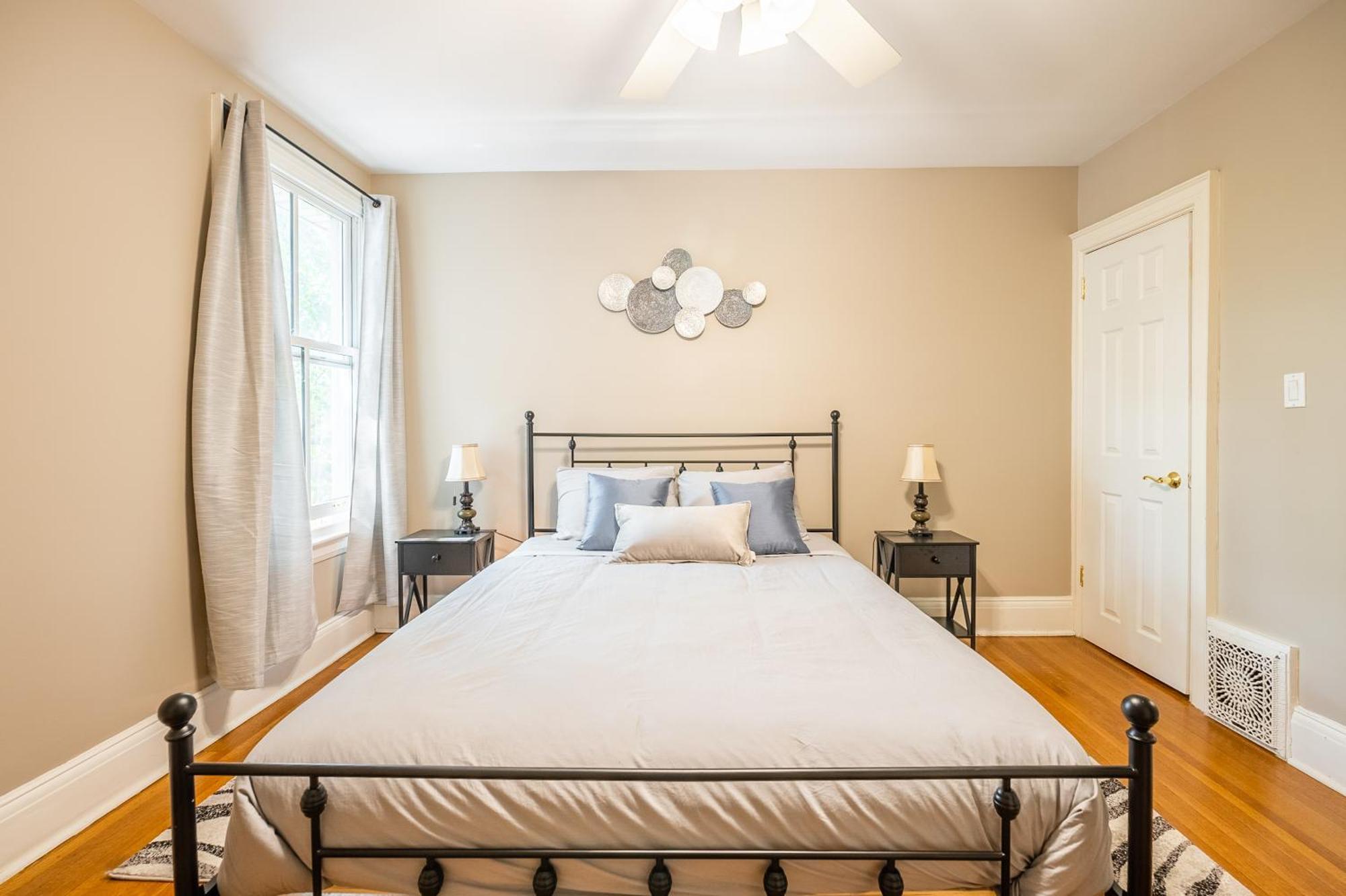 Cozy 5 Bedroom House In Downtown By Globalstay Guest house