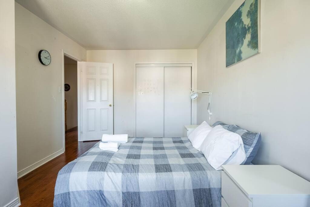 Beautiful Townhouse In * Toronto