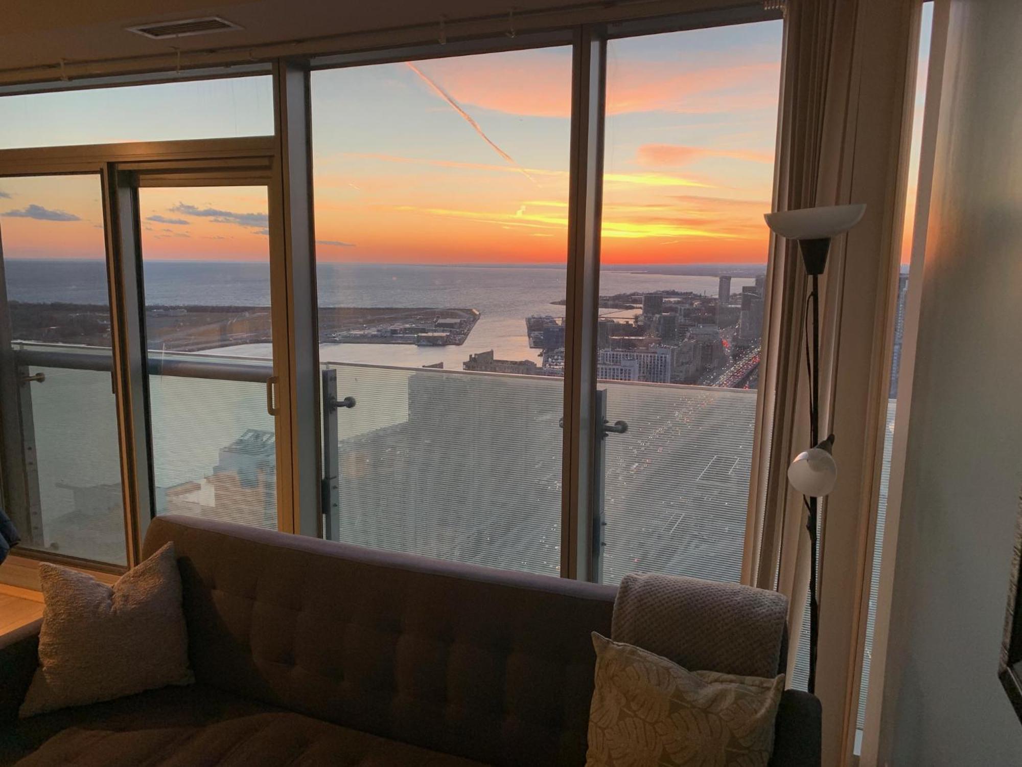 Apartment Magnificient View Next Cn Tower/rogers/union/mtcc