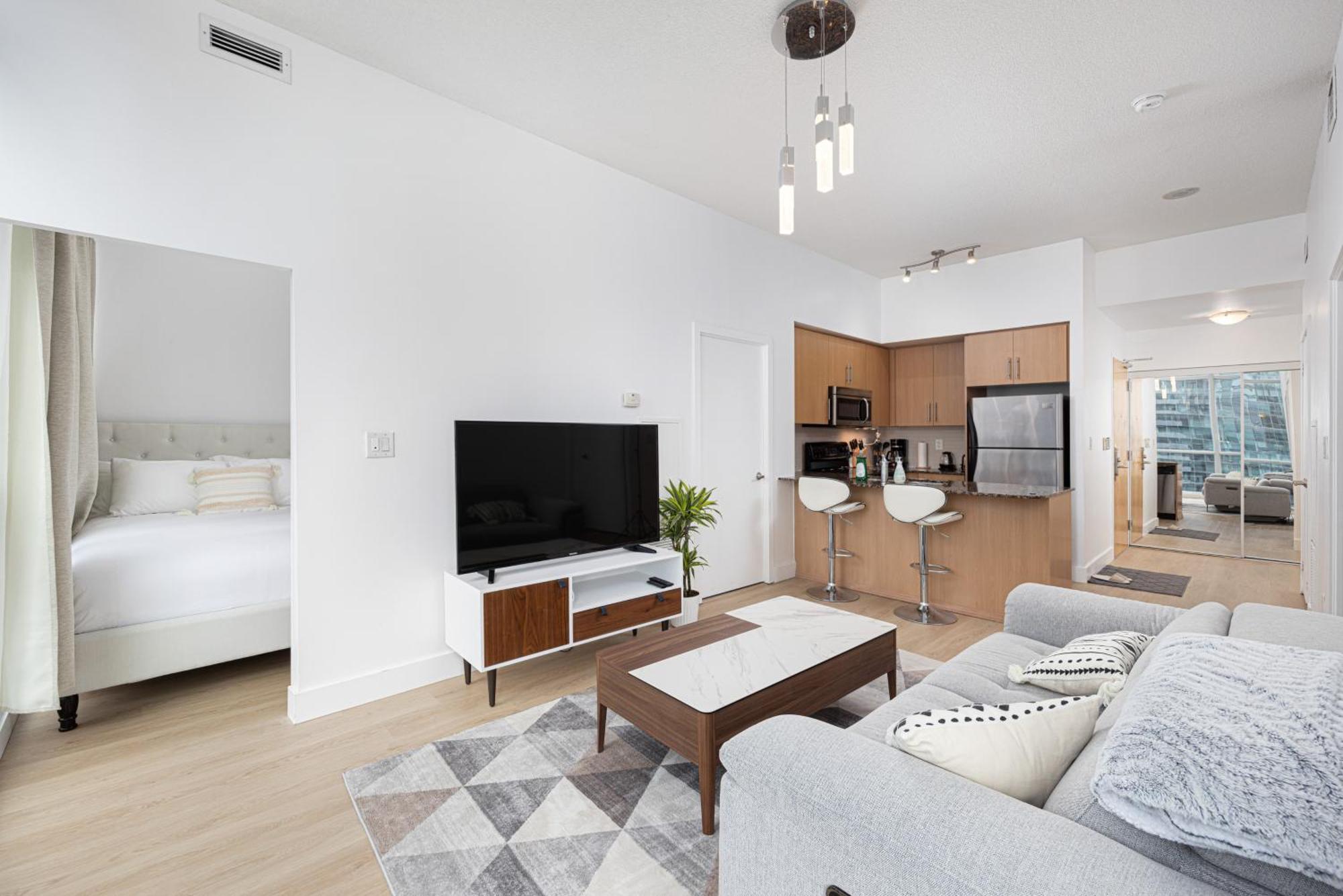 Newly Renovated Cozy Condo/union Station Homestay *