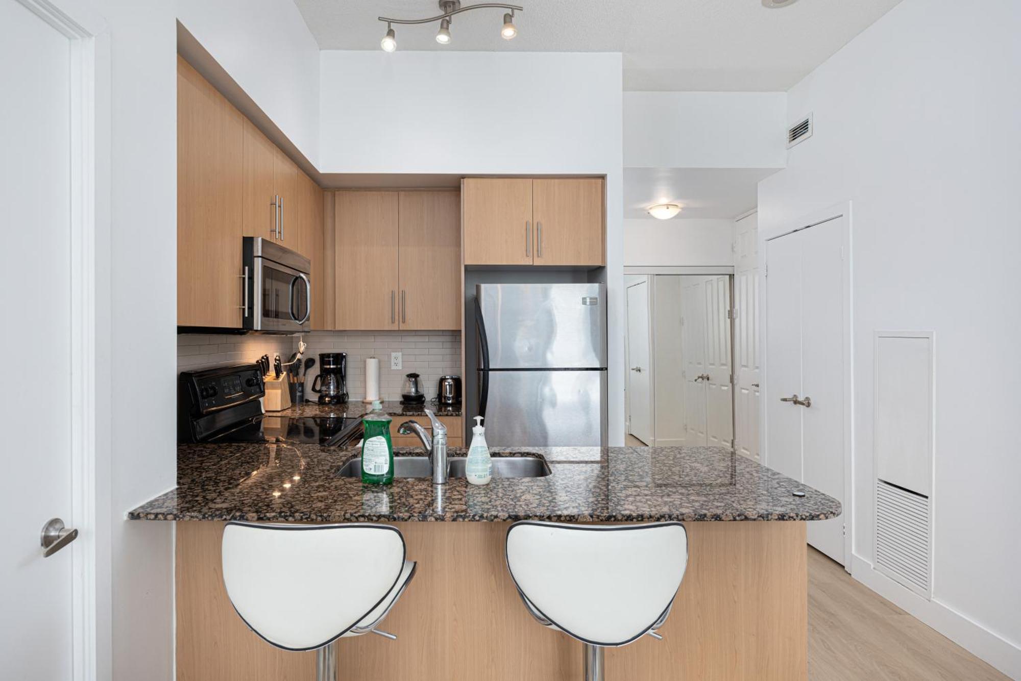 Homestay Newly Renovated Cozy Condo/union Station Toronto