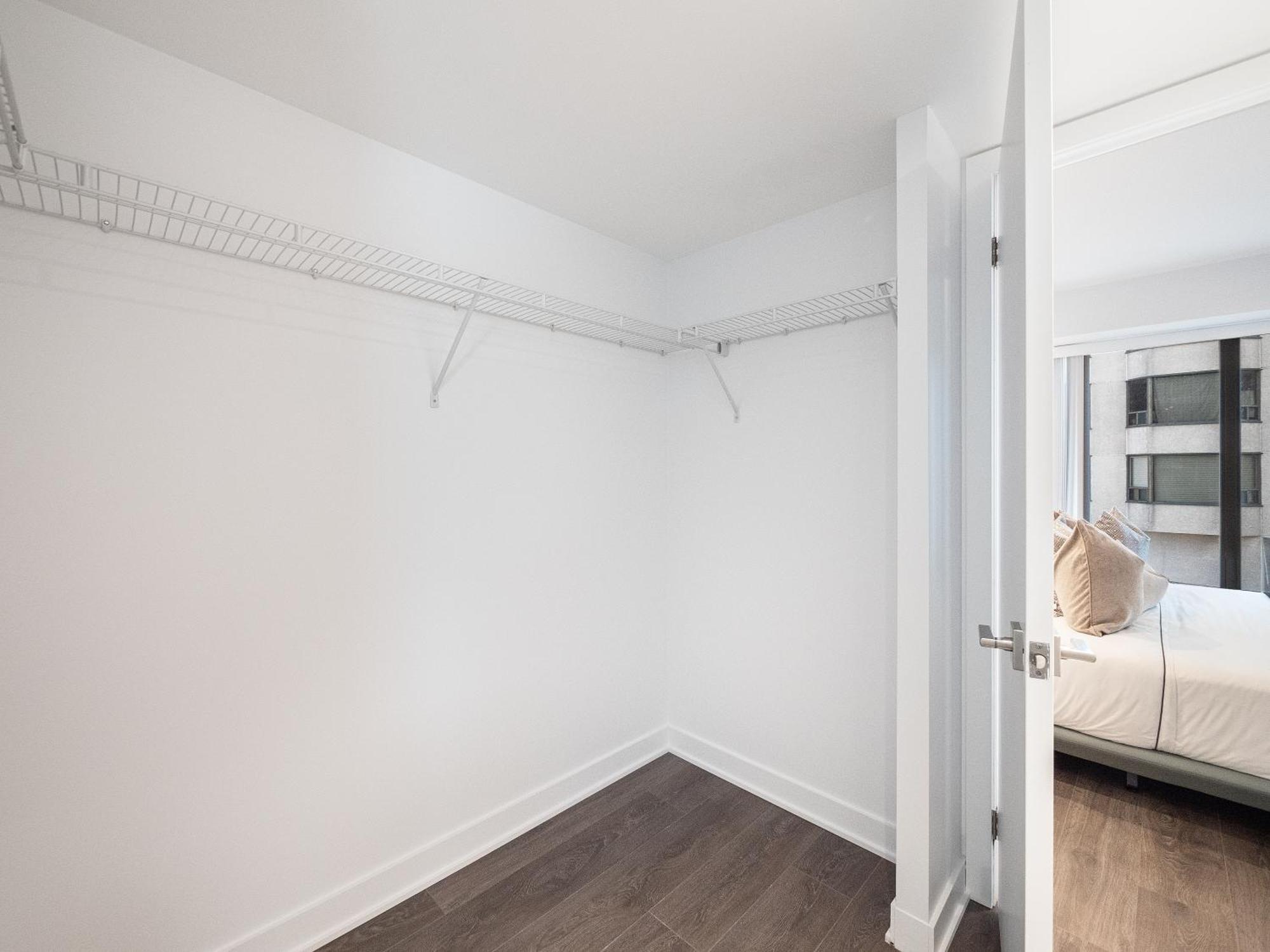 Yorkville Plaza Suites