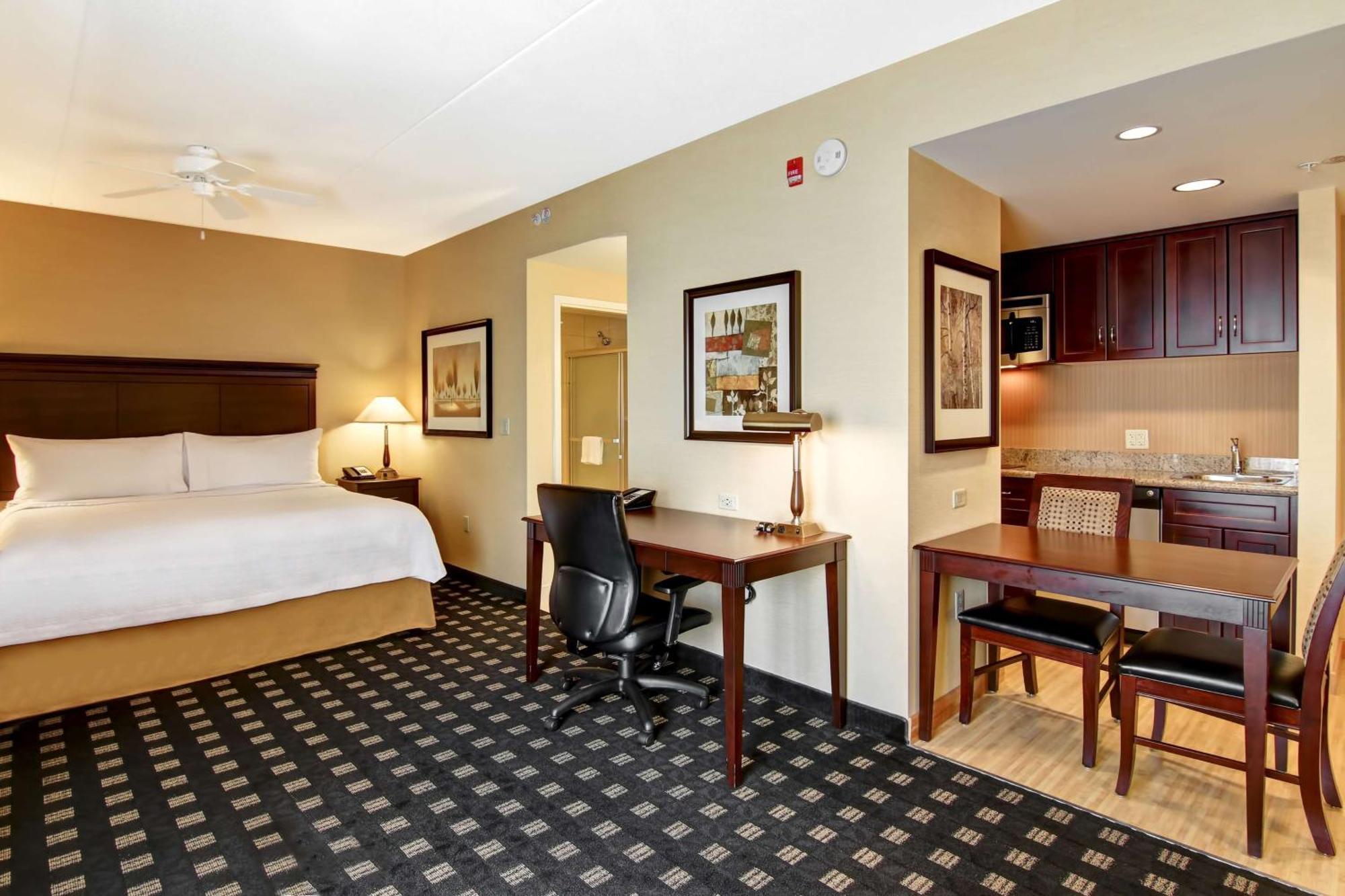 Hotel Homewood By Hilton Airport Corporate Centre Toronto