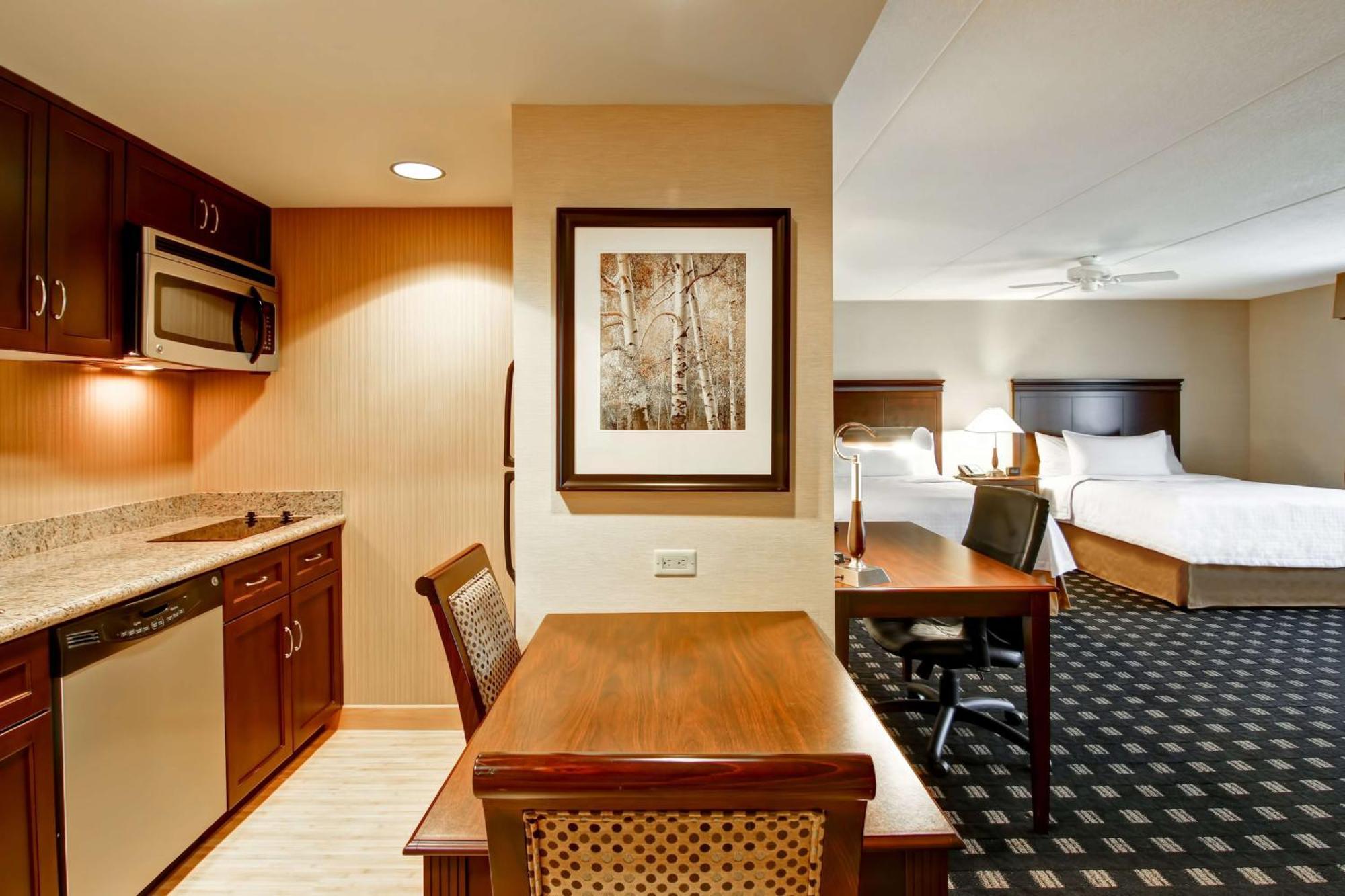 Homewood By Hilton Airport Corporate Centre Hotel
