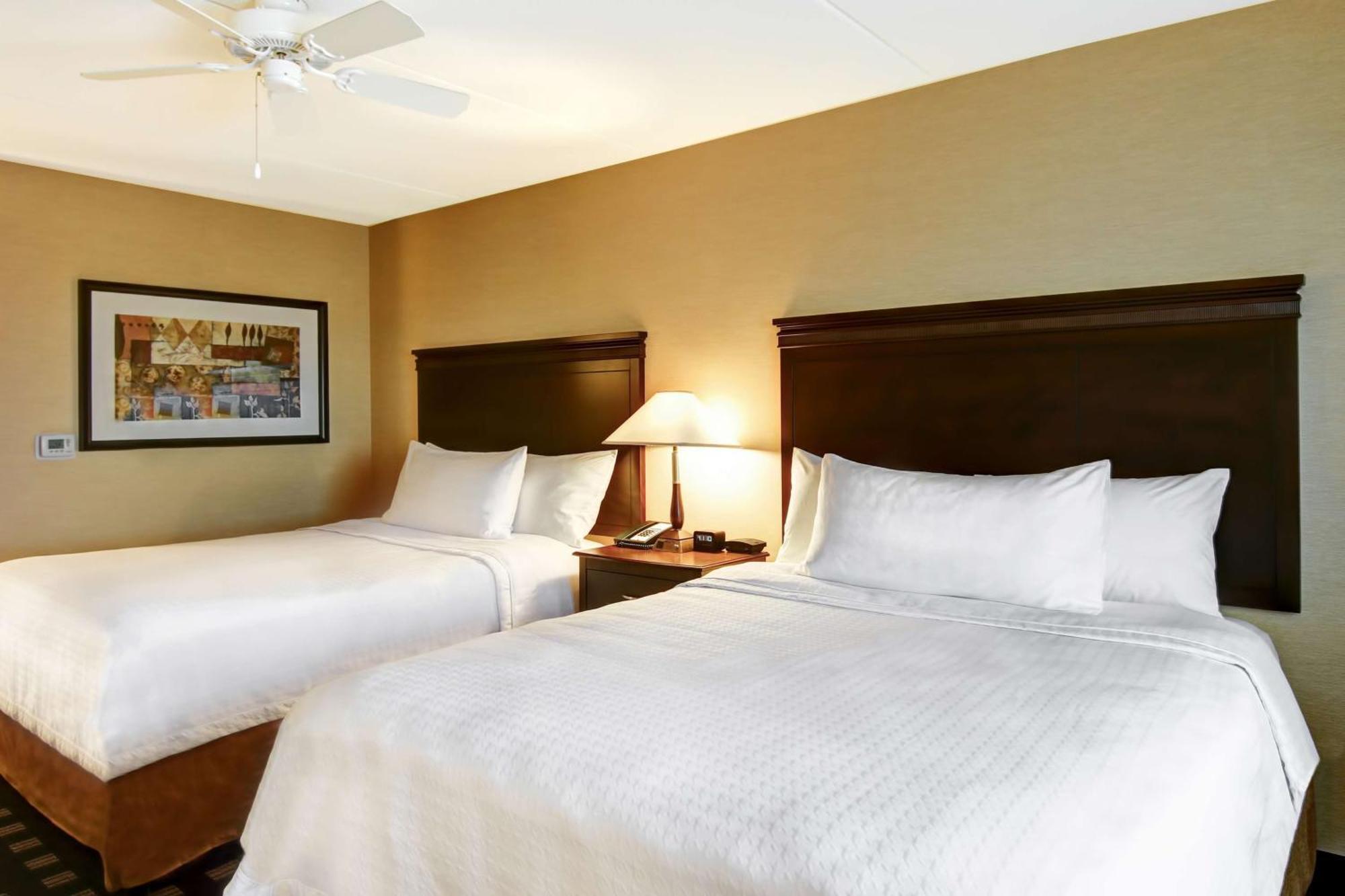 Hotel Homewood By Hilton Airport Corporate Centre 3*