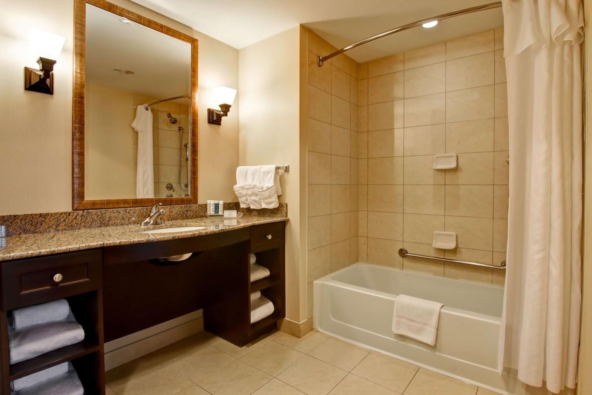 Homewood By Hilton Airport Corporate Centre 3* Toronto