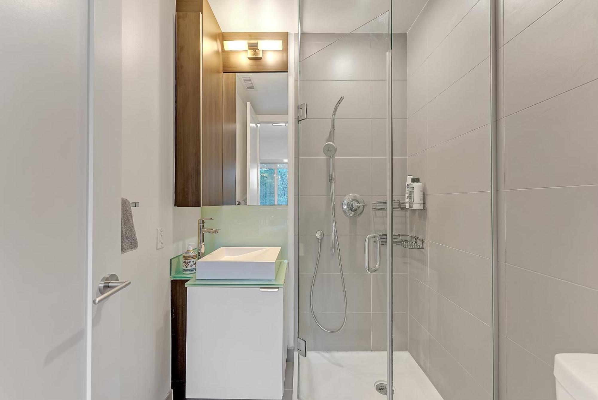 Apartment 2br 2bth Apt-rogers Center-cn Tower-free Parking Toronto