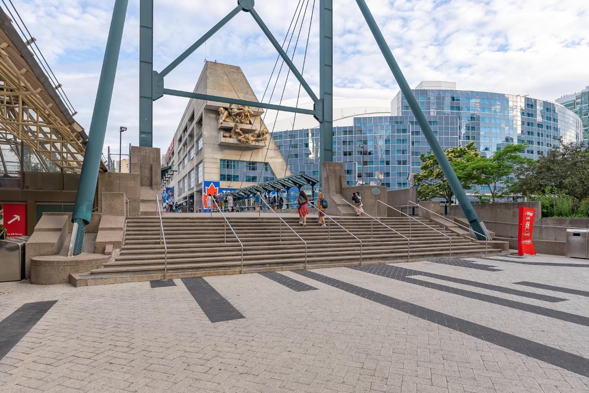 2br 2bth Apt-rogers Center-cn Tower-free Parking Apartment Toronto