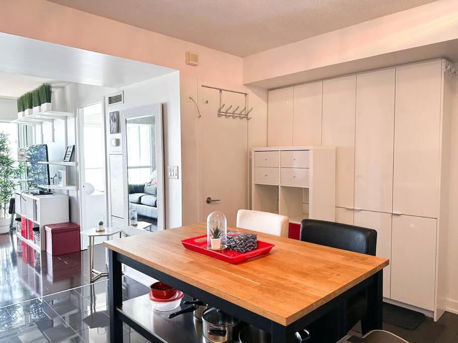 Comfort Two Beds By Cn Tower Rogers Centre Free Parking *
