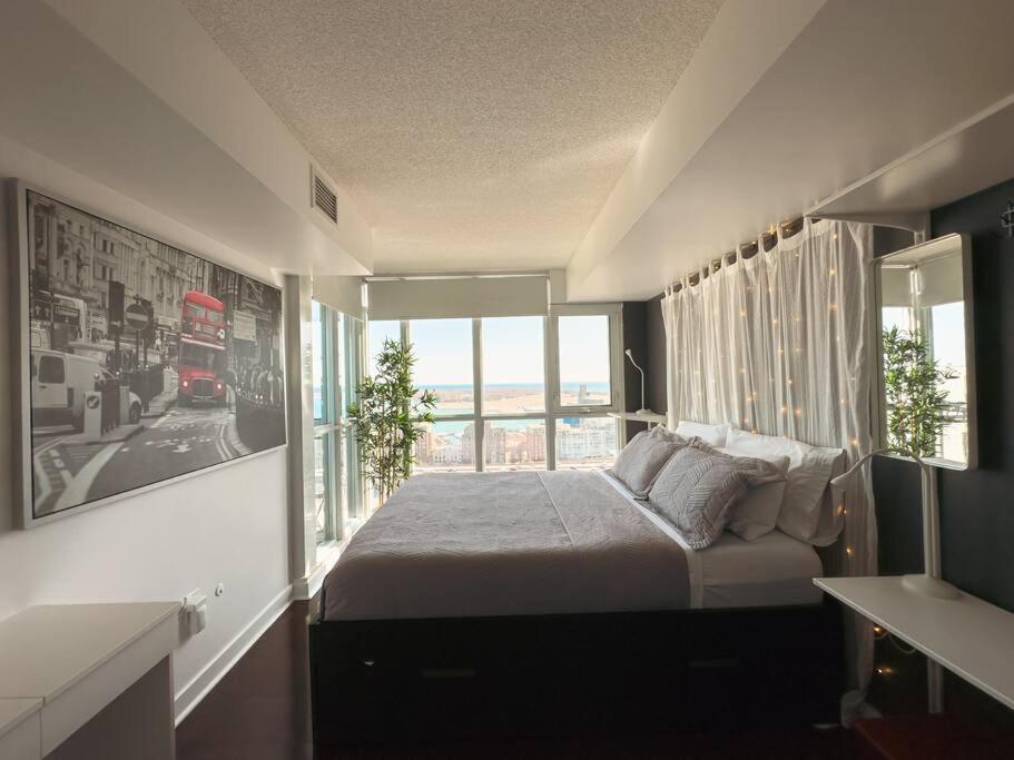 Comfort Two Beds By Cn Tower Rogers Centre Free Parking *