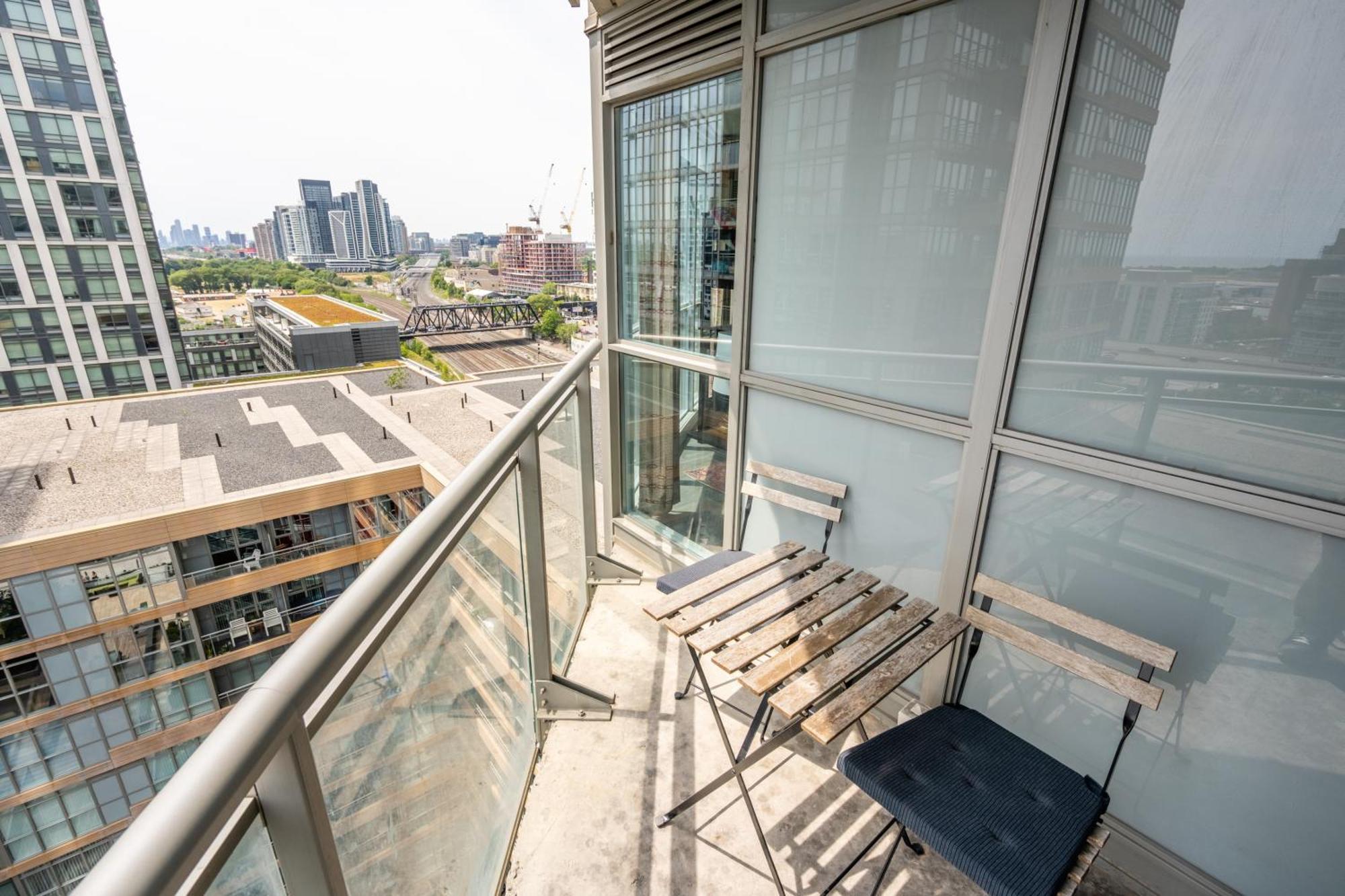 Globalstay Elegant Downtown *