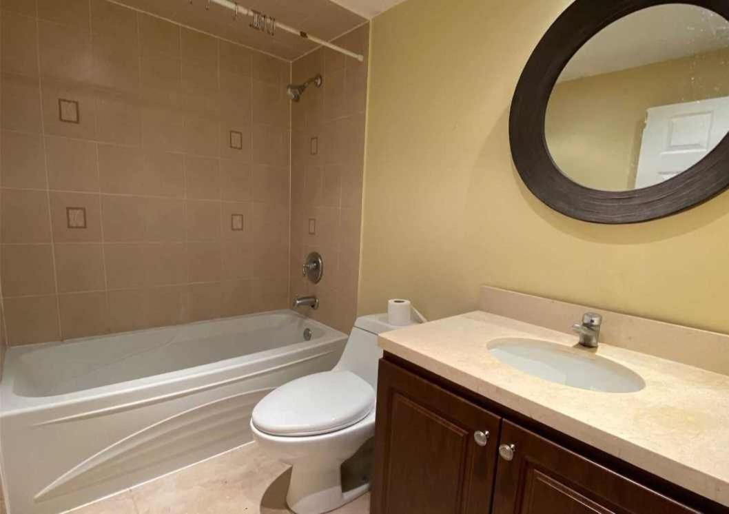 Homestay Beautiful At Yonge And Sheppard And North York Centre *