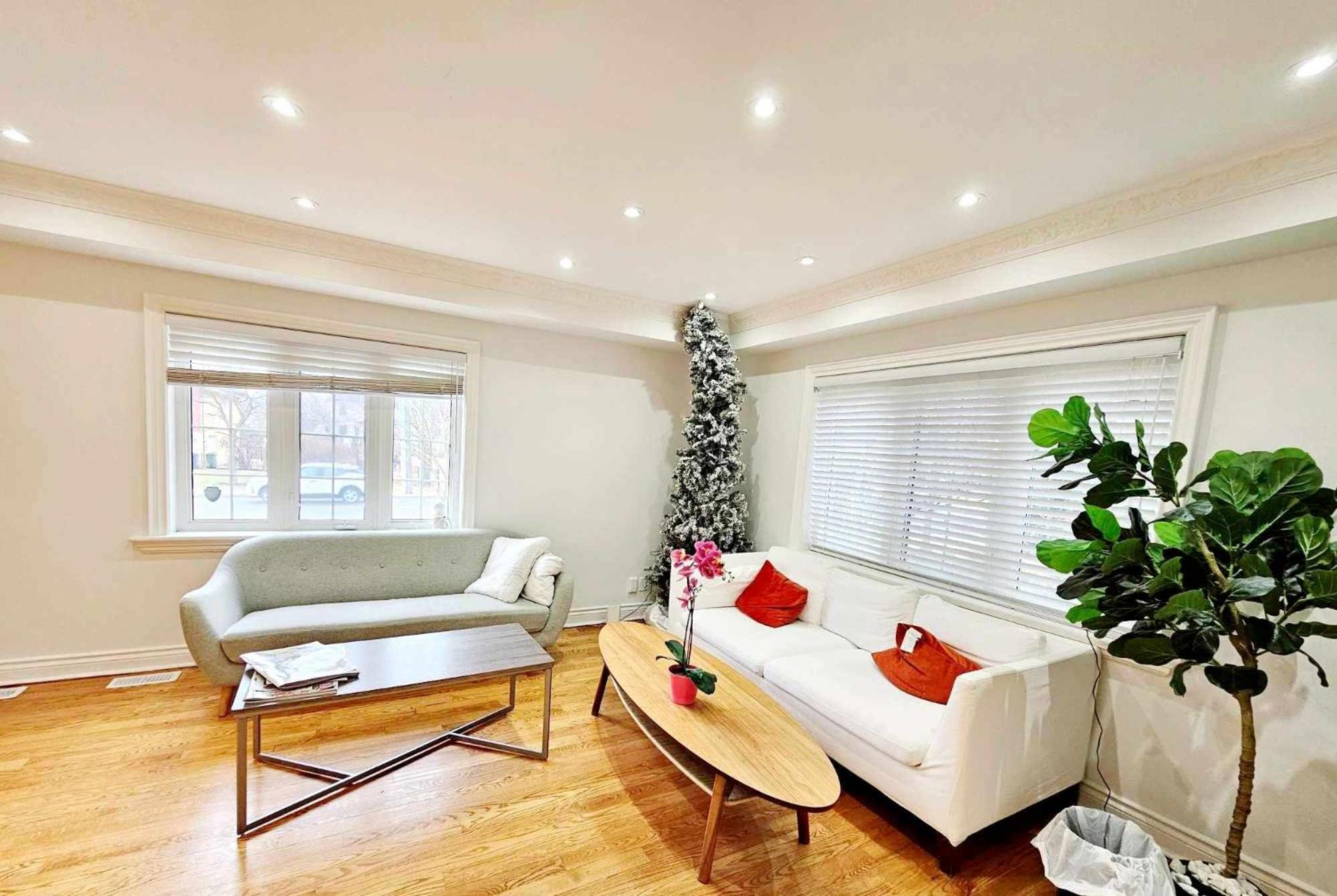 Beautiful At Yonge And Sheppard And North York Centre Homestay *