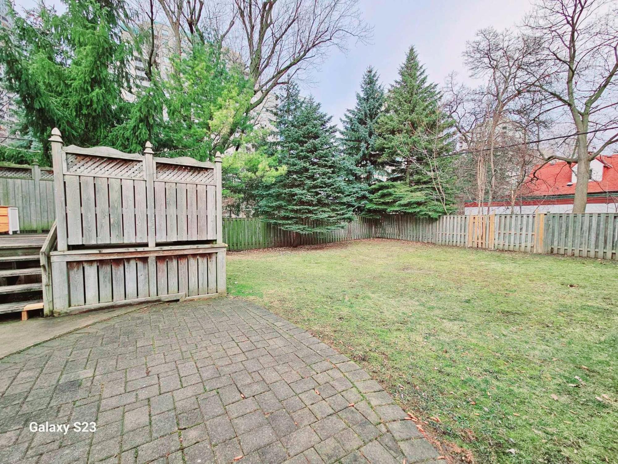 Homestay Beautiful At Yonge And Sheppard And North York Centre *