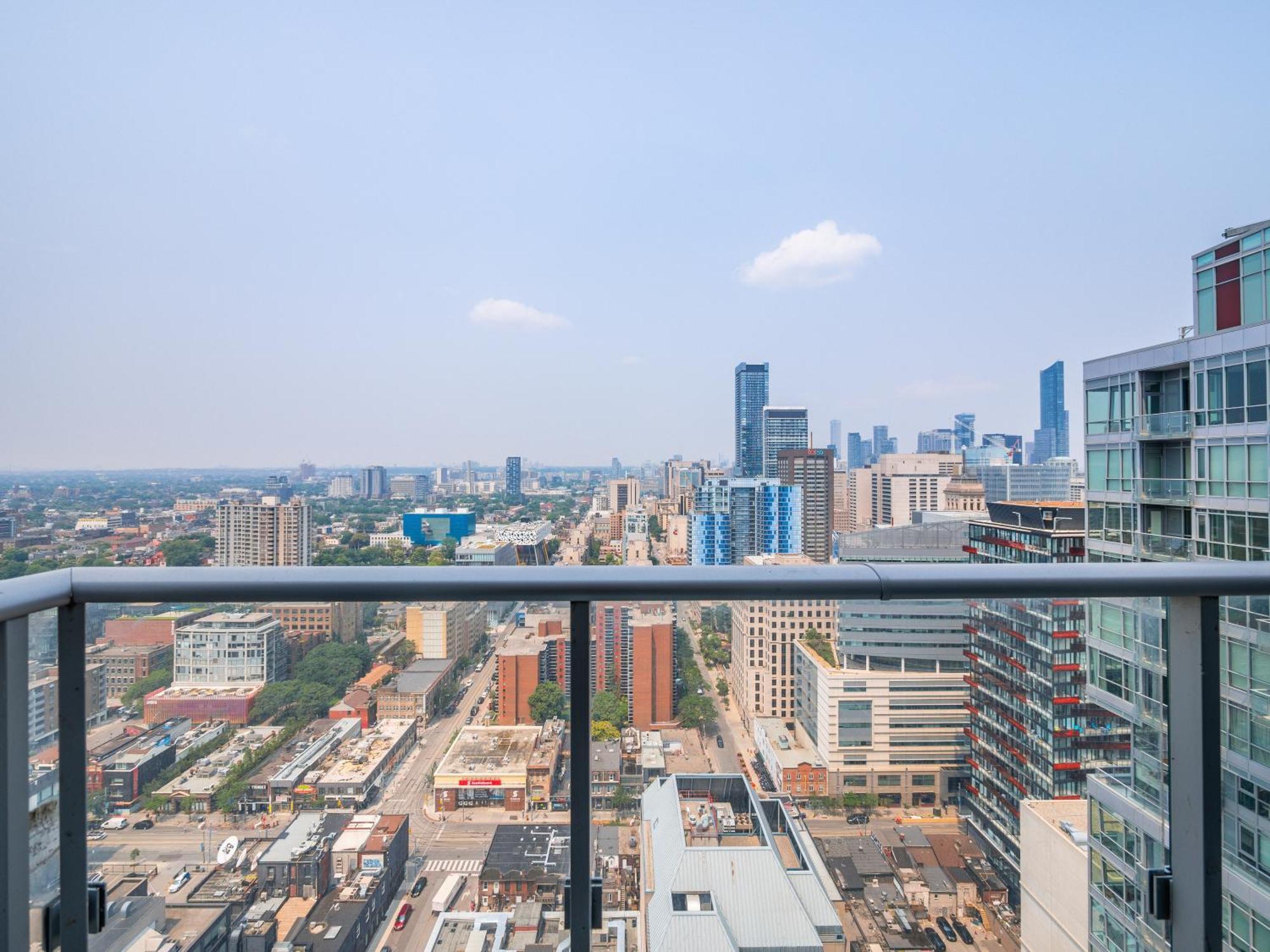 Apartment Designer One Bedroom - Entertainment District Toronto