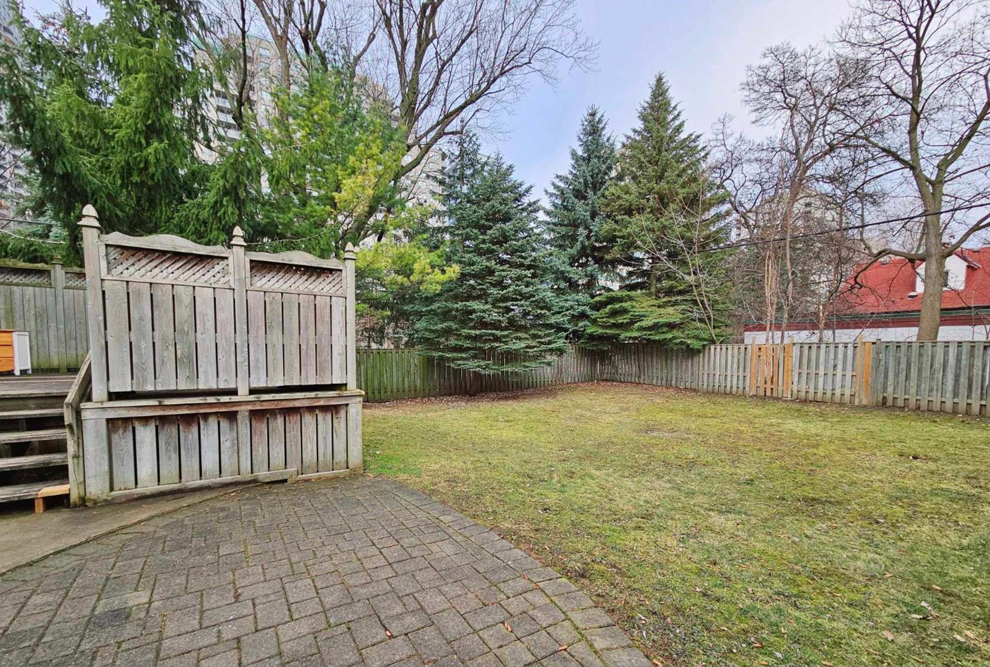 Homestay Beautiful At Yonge And Sheppard And North York Centre *