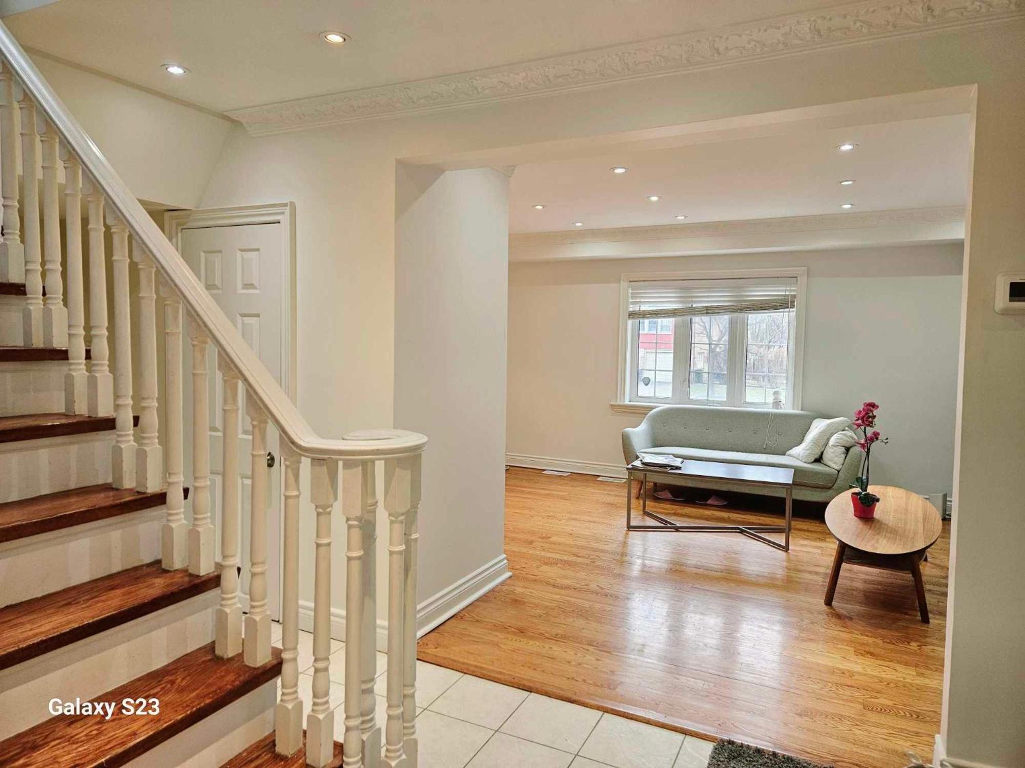Beautiful At Yonge And Sheppard And North York Centre Homestay *