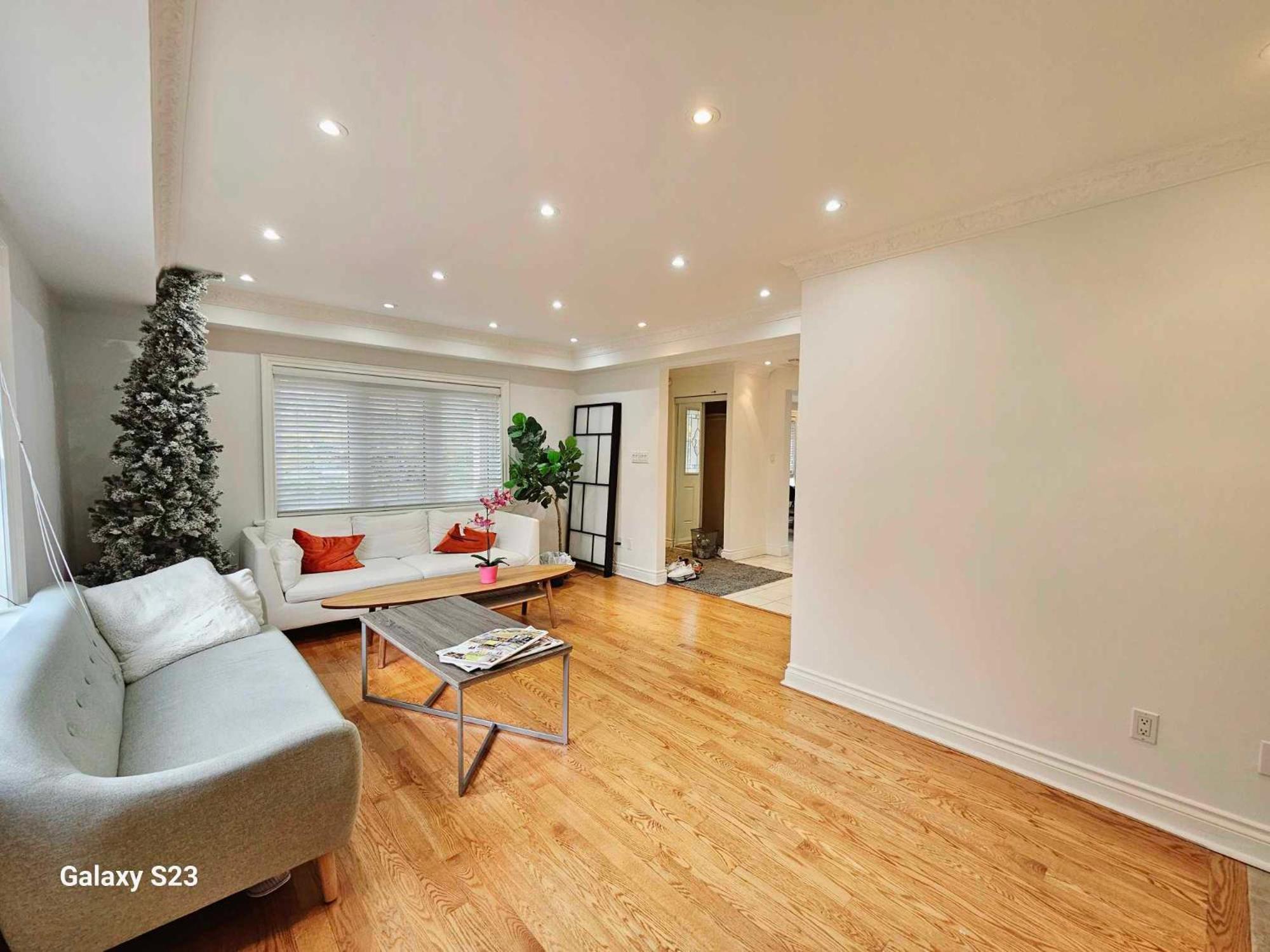 Homestay Beautiful At Yonge And Sheppard And North York Centre Toronto