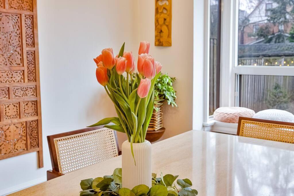 Exquisite Luxury Estate - Steps To Downtown Toronto