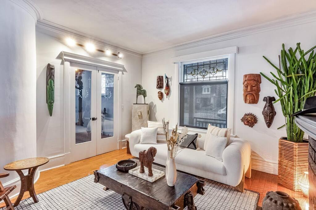 Exquisite Luxury Estate - Steps To Downtown *