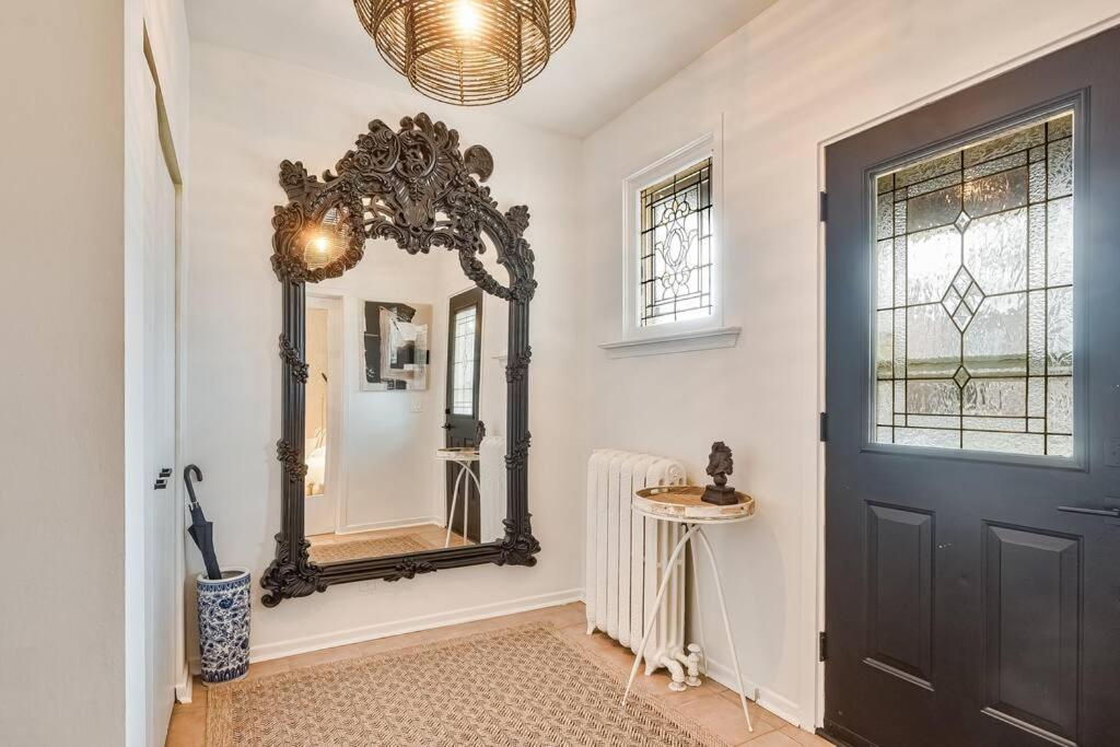 Exquisite Luxury Estate - Steps To Downtown Villa Toronto