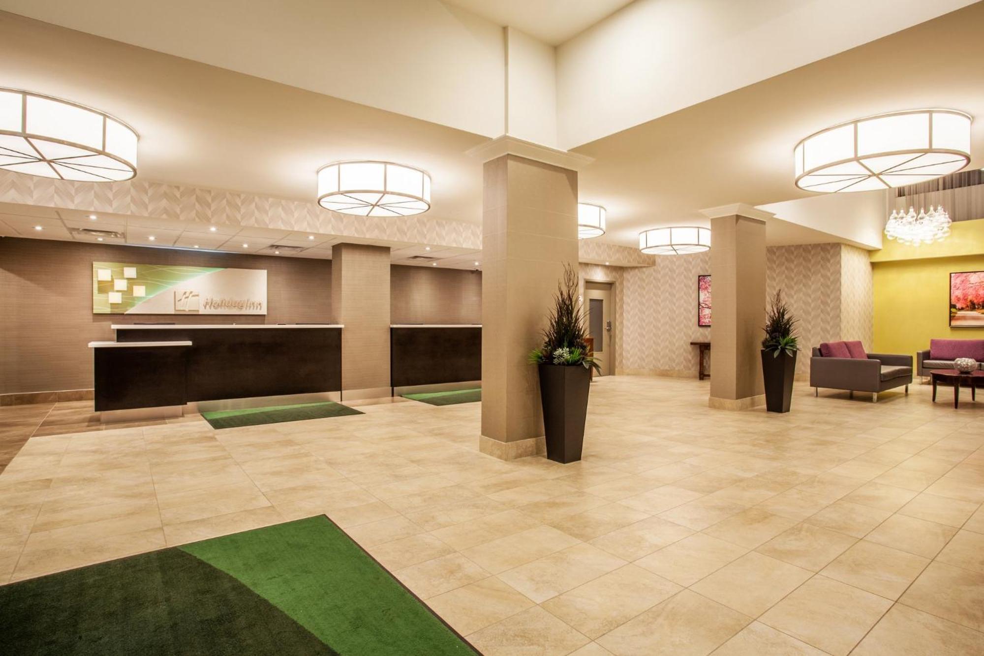 Hotel International Airport By Ihg Toronto
