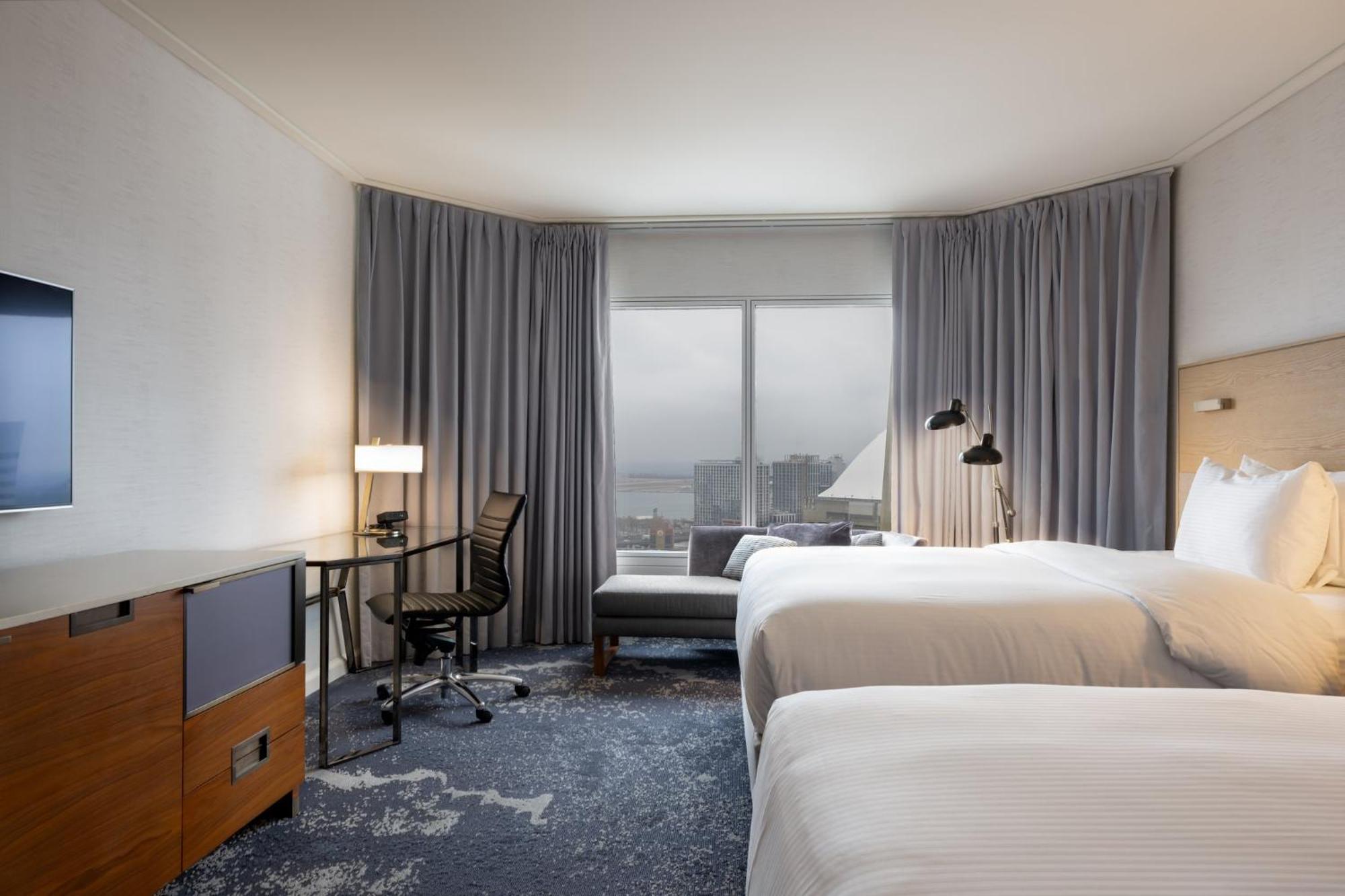 Intercontinental Centre By Ihg 4* Toronto