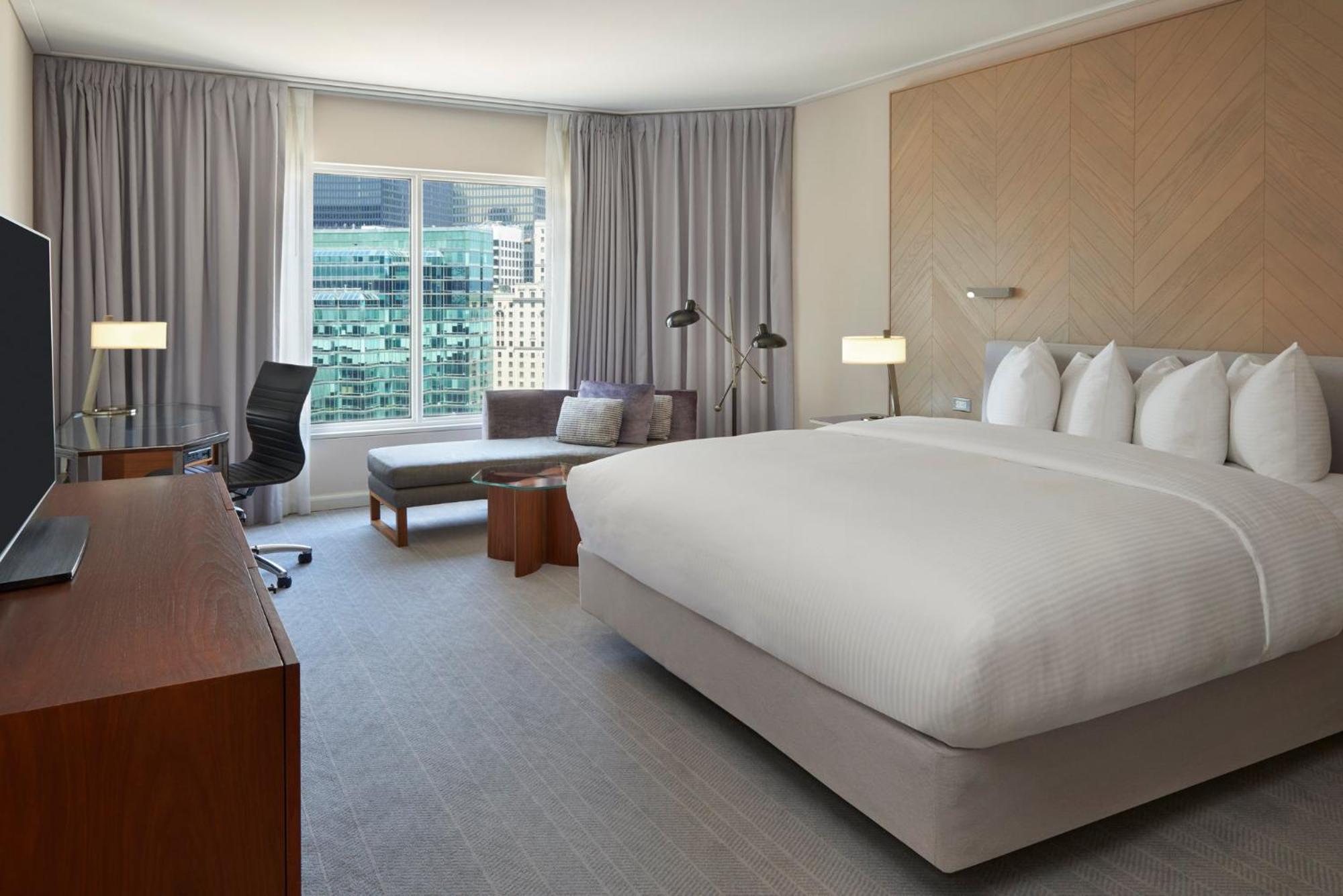 Intercontinental Centre By Ihg 4*
