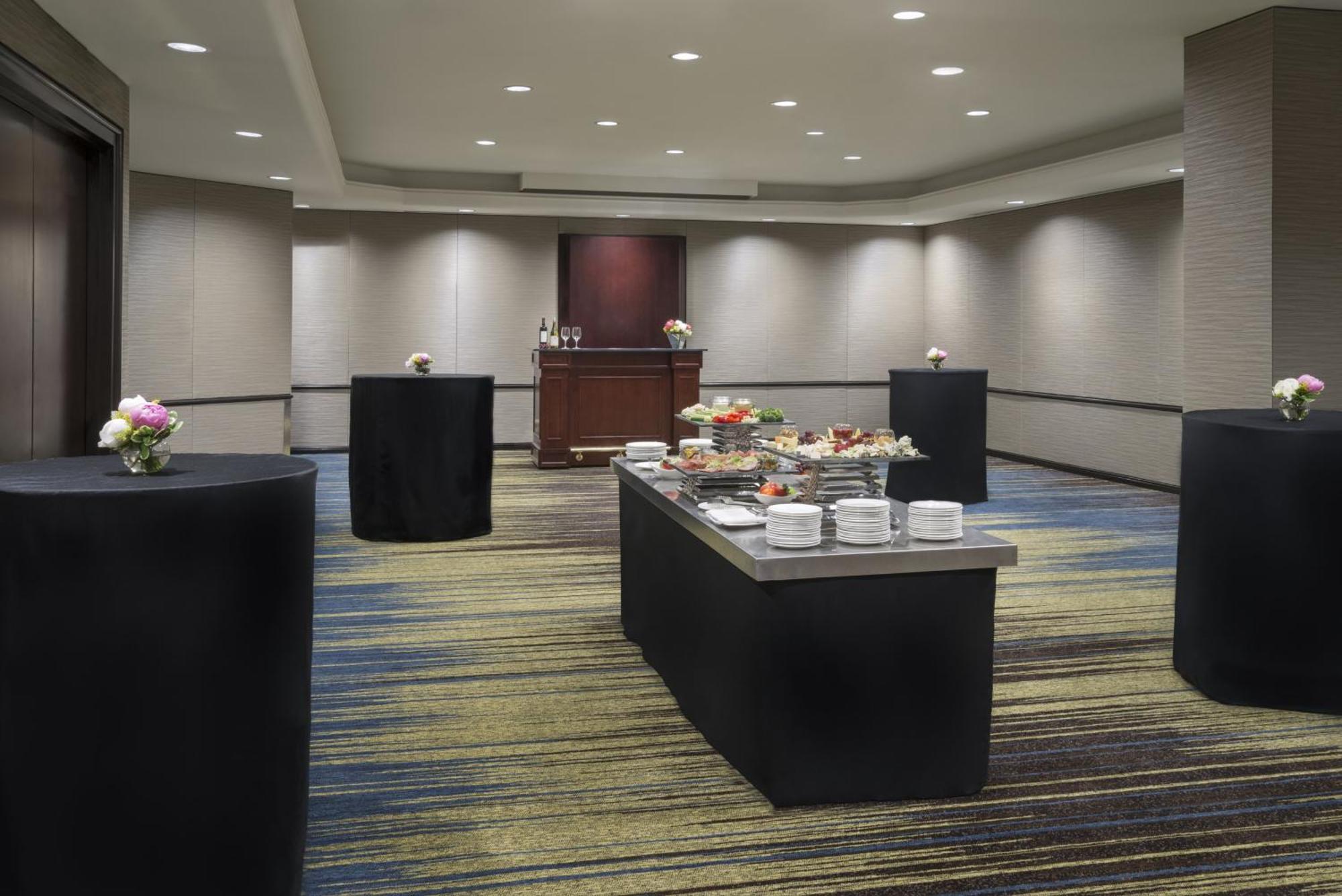 Hotel Intercontinental Centre By Ihg Toronto