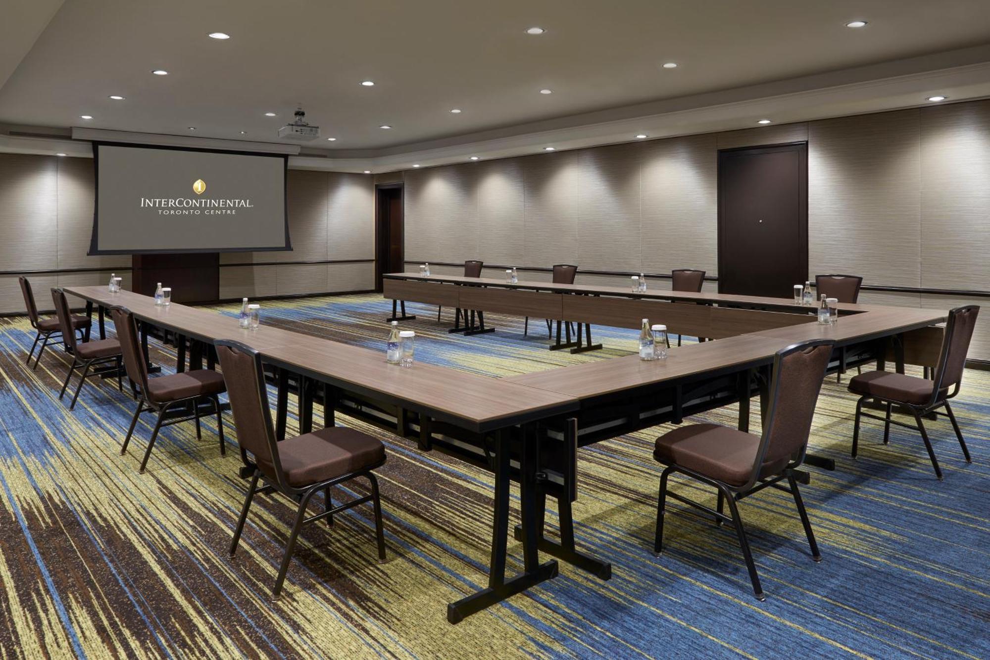 Intercontinental Centre By Ihg Hotel Toronto