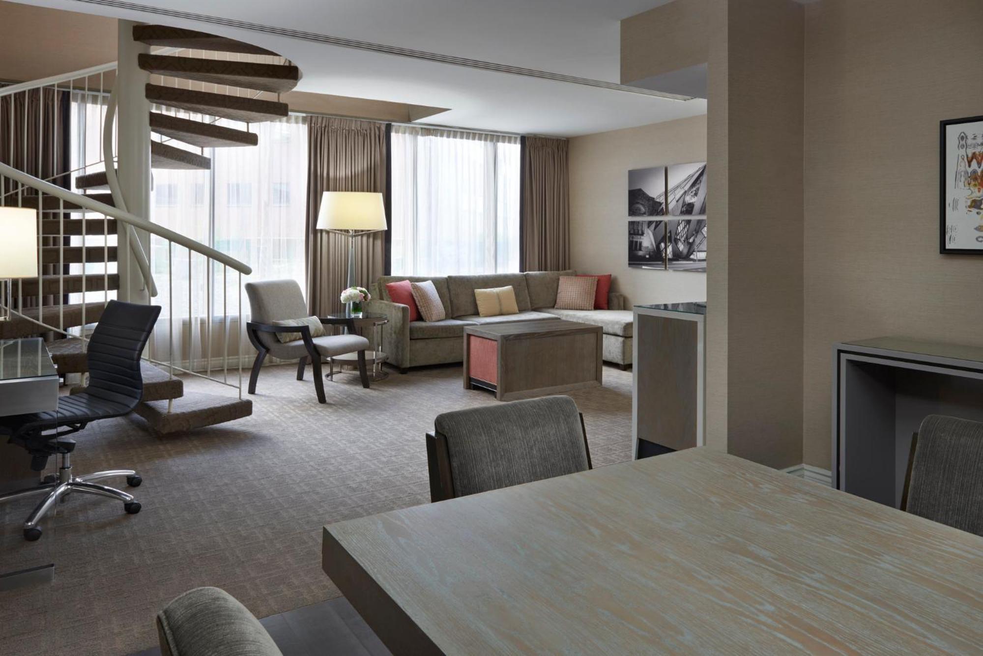 Intercontinental Centre By Ihg 4* Toronto