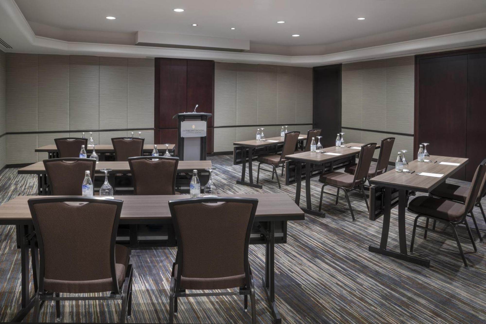 Intercontinental Centre By Ihg Toronto