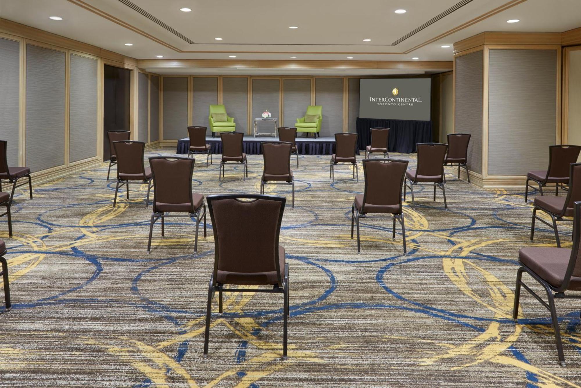 Hotel Intercontinental Centre By Ihg 4*