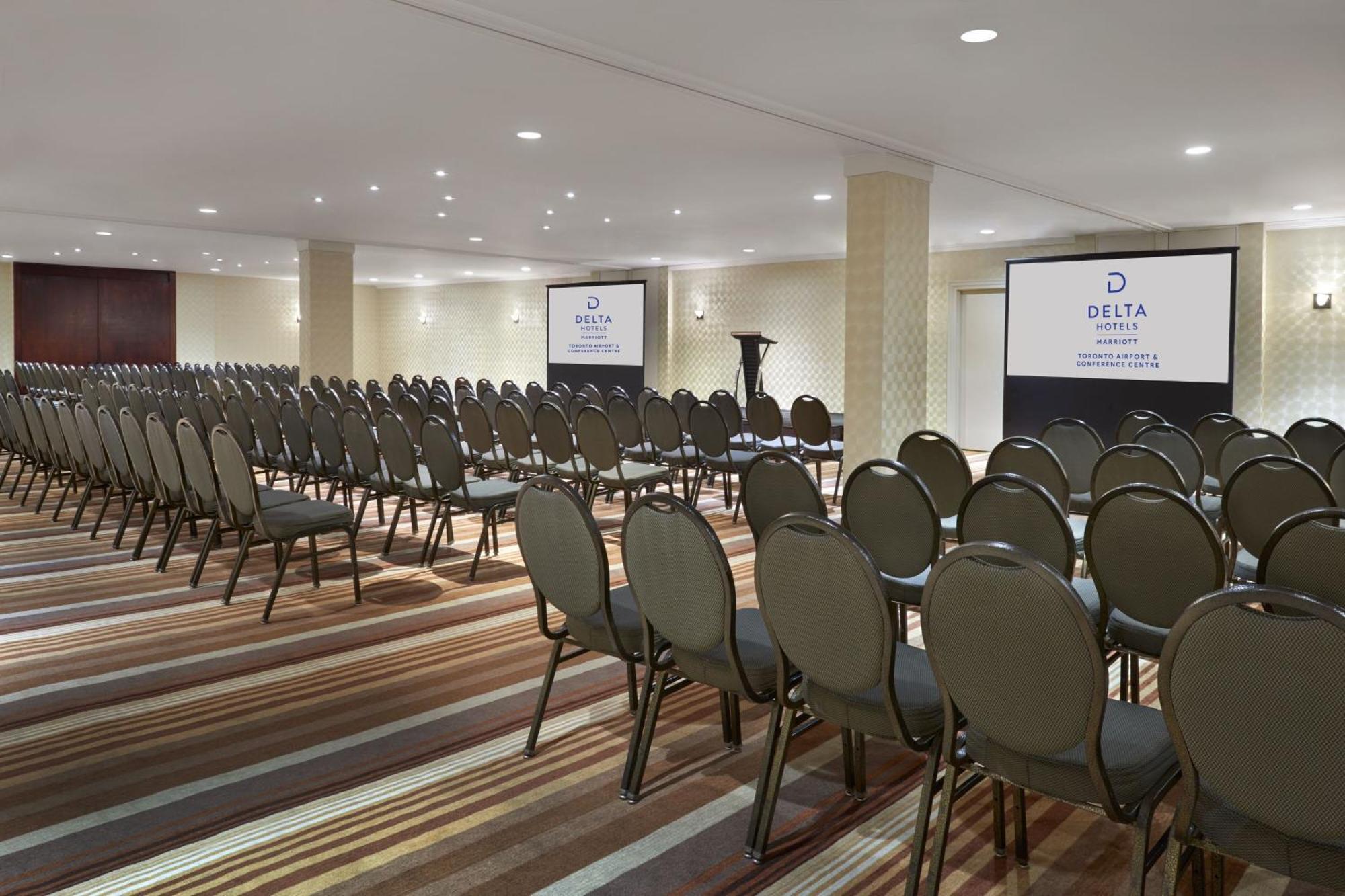 Delta By Marriott Airport & Conference Centre Hotel 4*