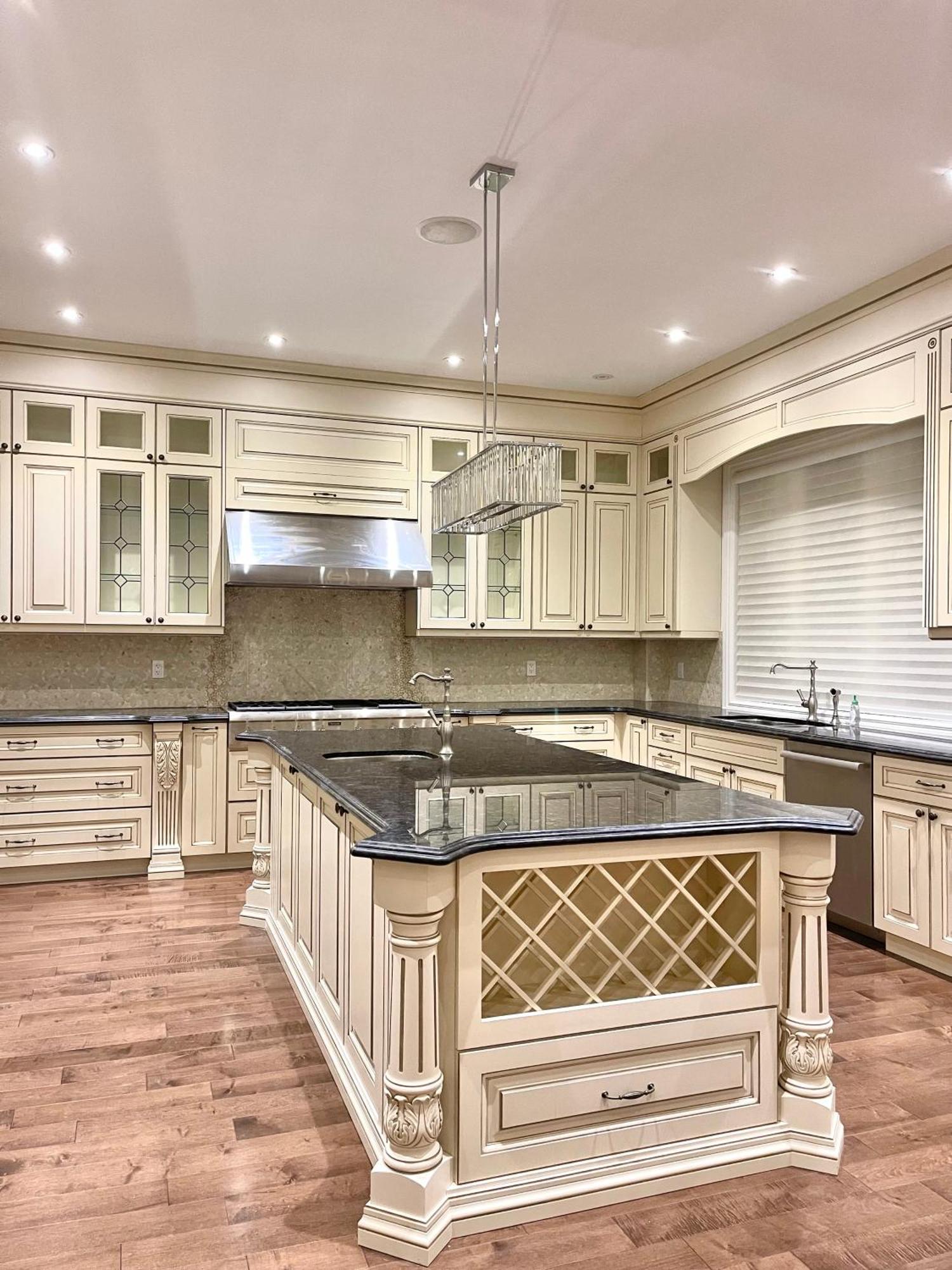 Beautiful House Near North York Center